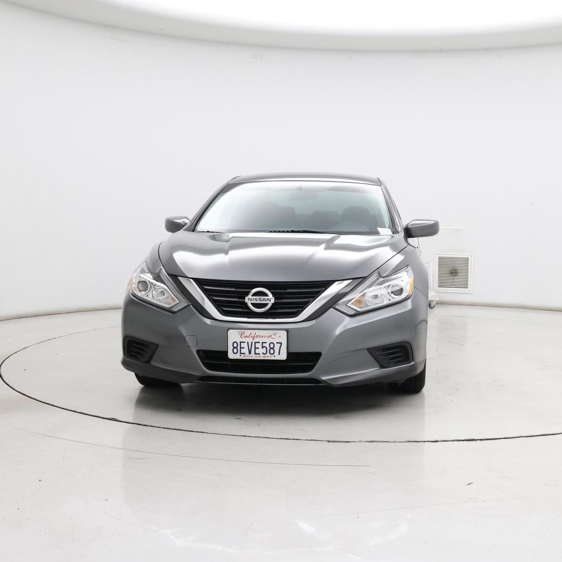 Thumbnail: 2018 Nissan Altima - 5