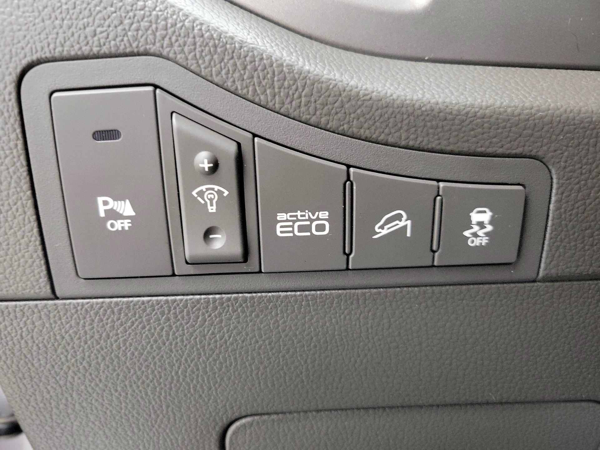 Thumbnail: 2014 Kia Sportage - 13