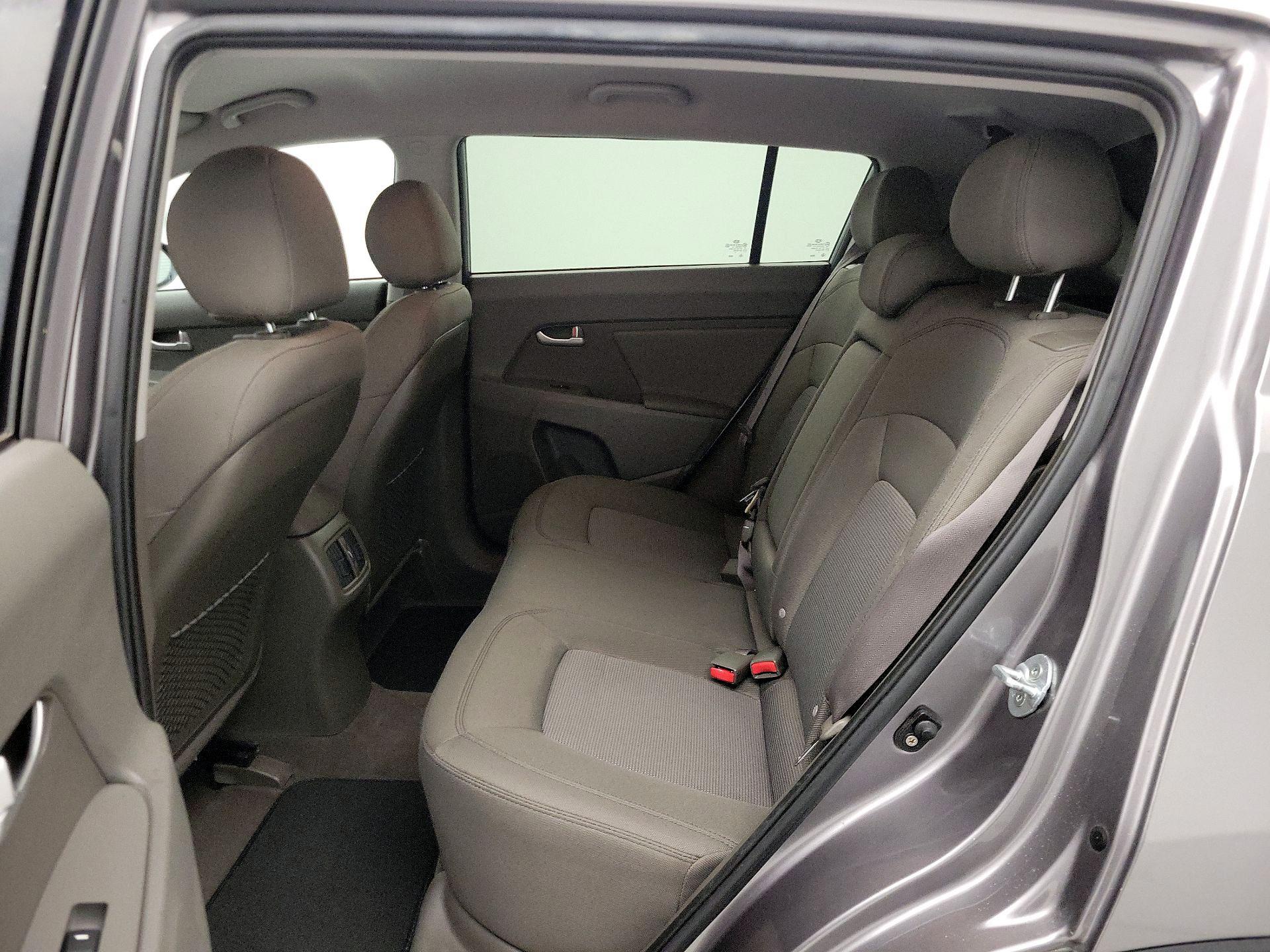 Thumbnail: 2014 Kia Sportage - 19