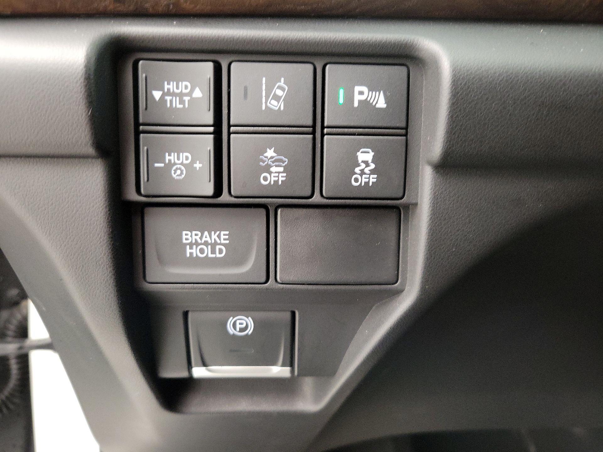 Thumbnail: 2020 Acura RDX - 13