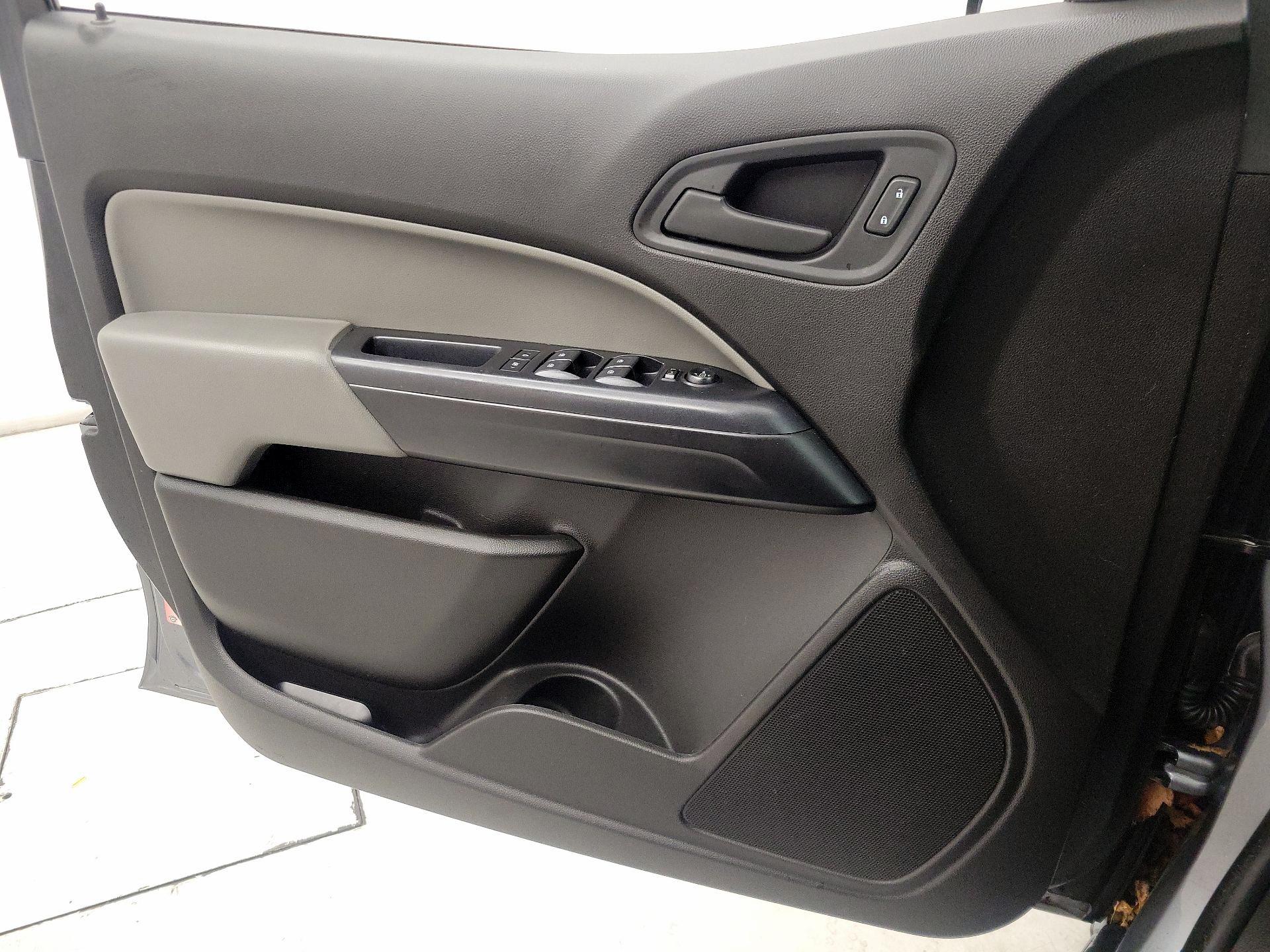 Thumbnail: 2021 Chevrolet Colorado - 12