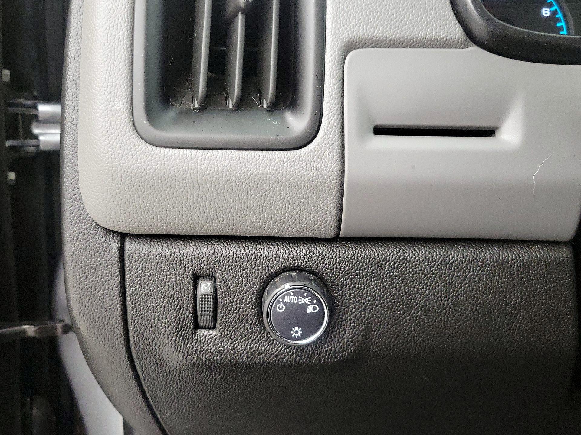 Thumbnail: 2021 Chevrolet Colorado - 13