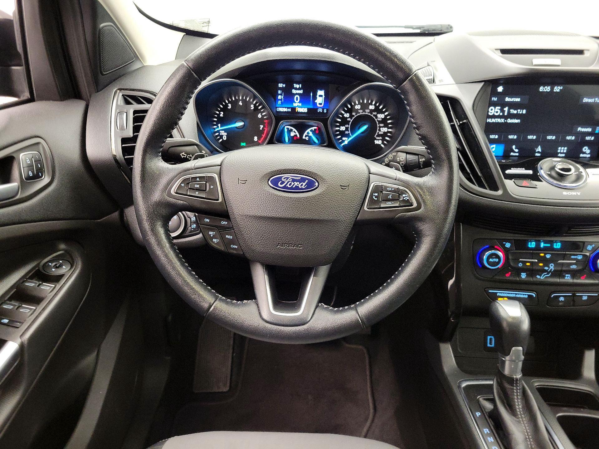 Thumbnail: 2017 Ford Escape - 10