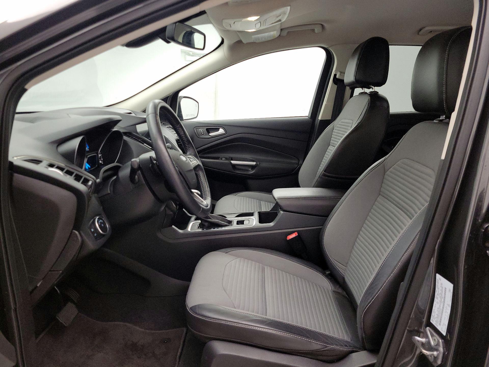 Thumbnail: 2017 Ford Escape - 11