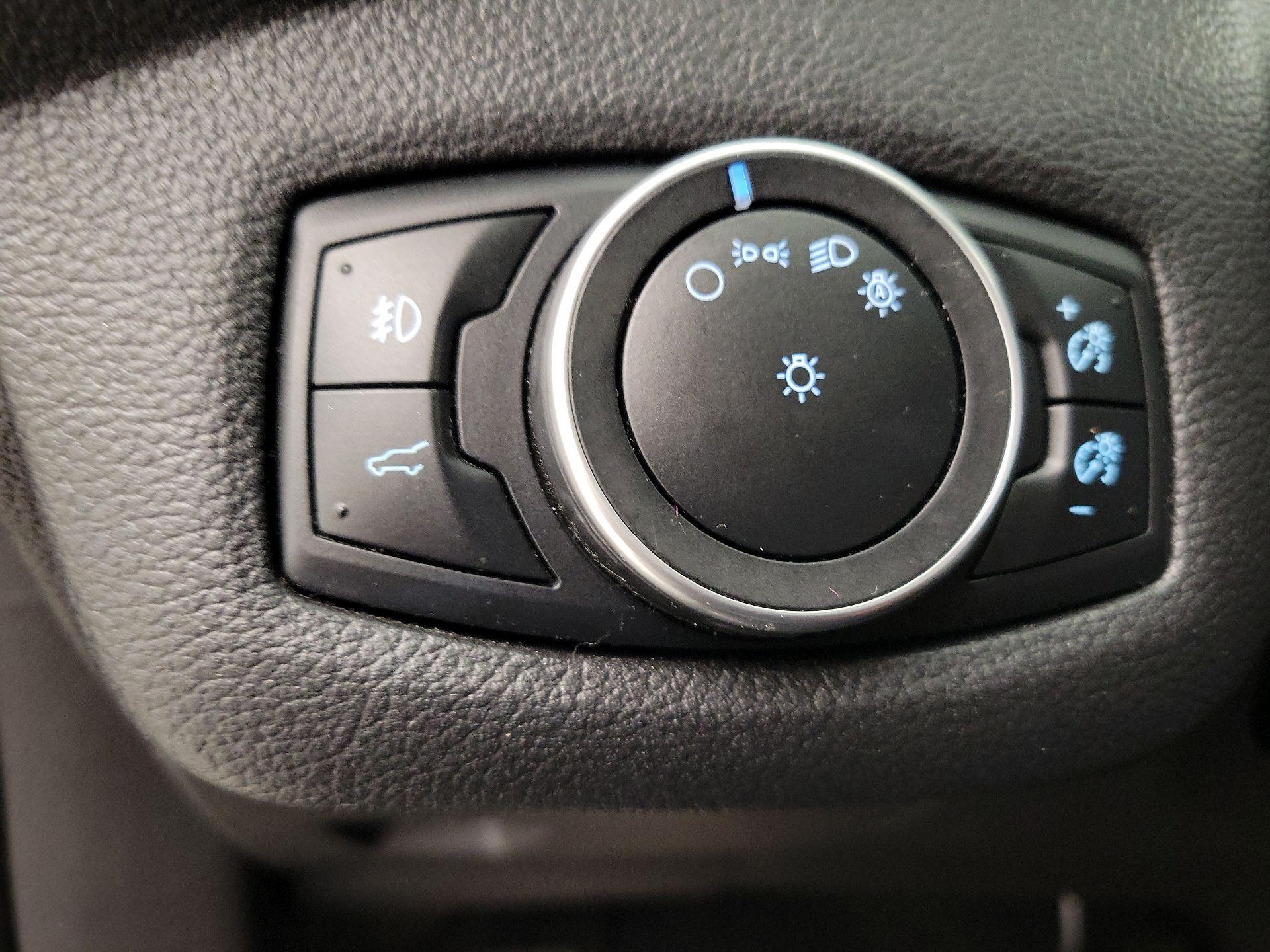 Thumbnail: 2017 Ford Escape - 13