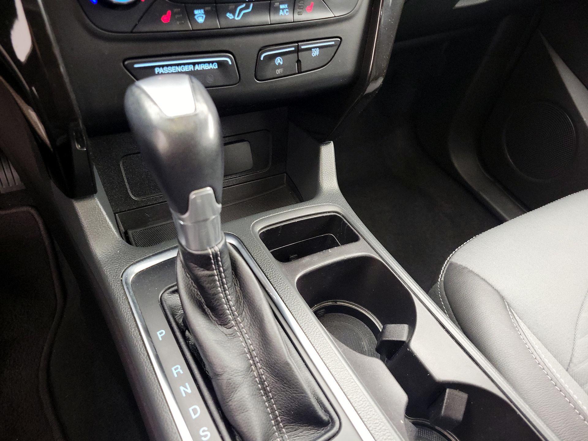 Thumbnail: 2017 Ford Escape - 18