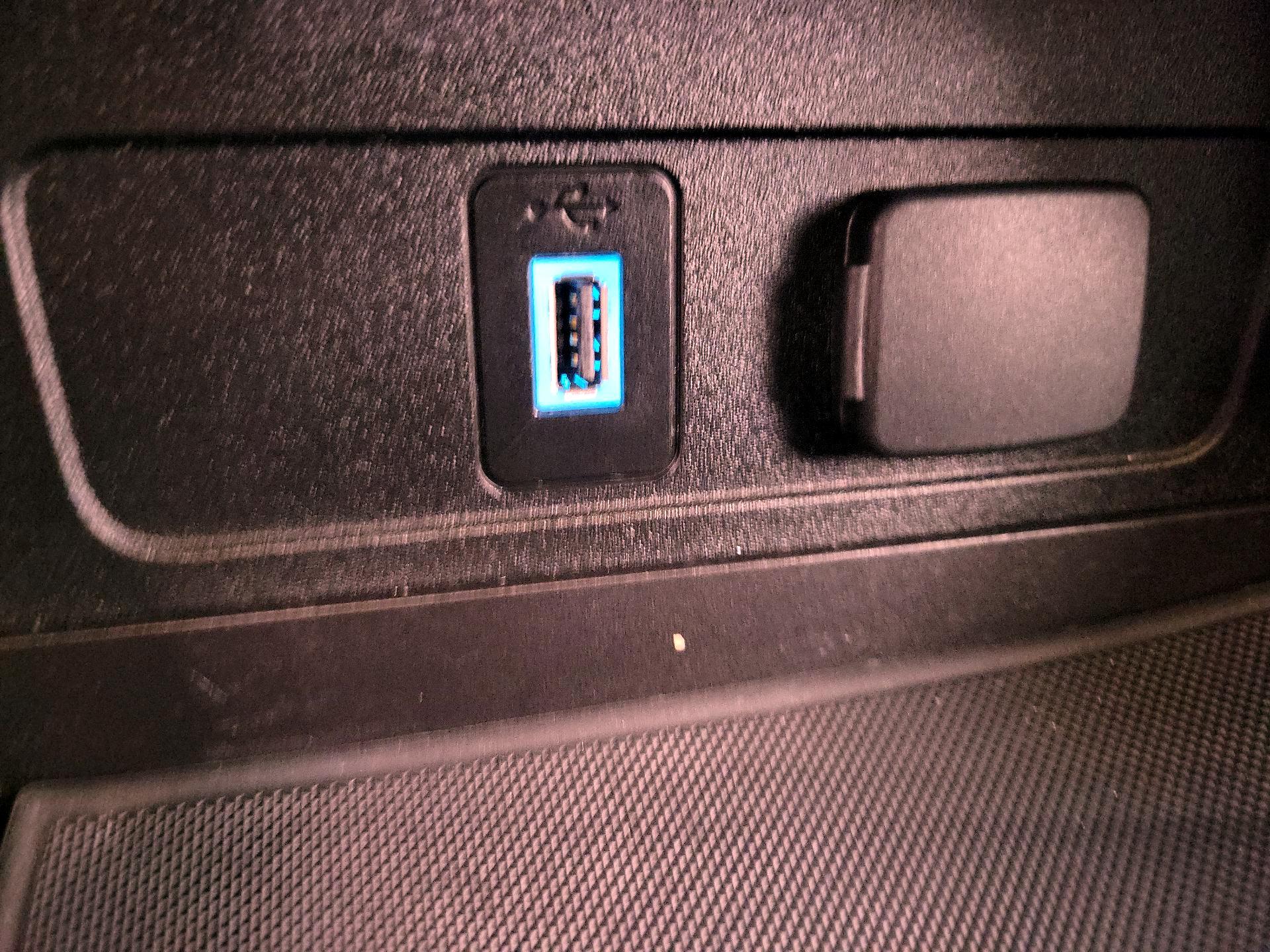 Thumbnail: 2017 Ford Escape - 19