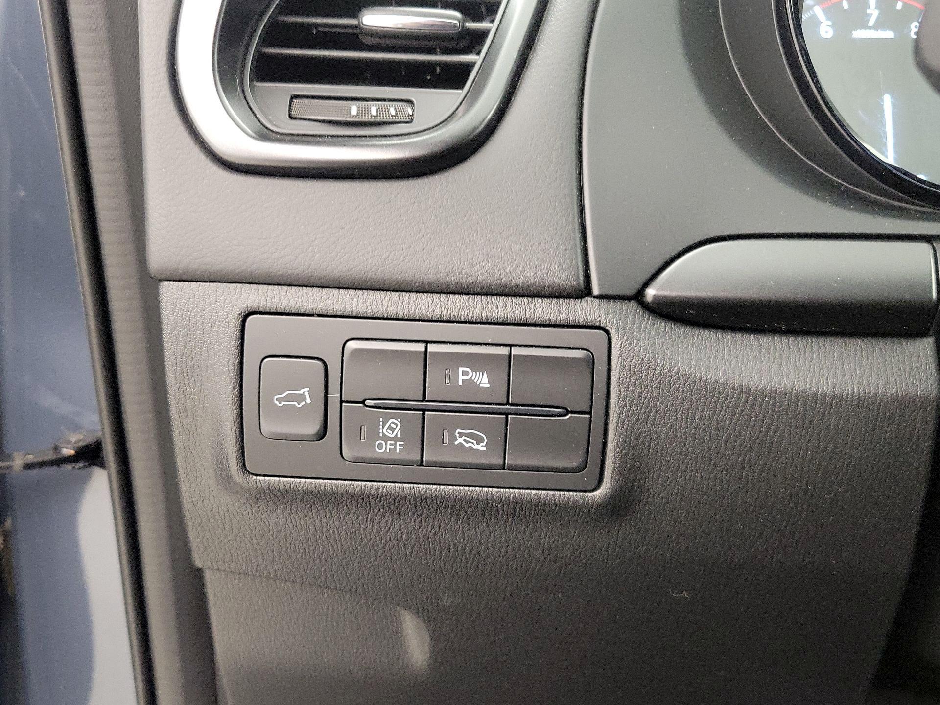 Thumbnail: 2022 Mazda CX-9 - 13