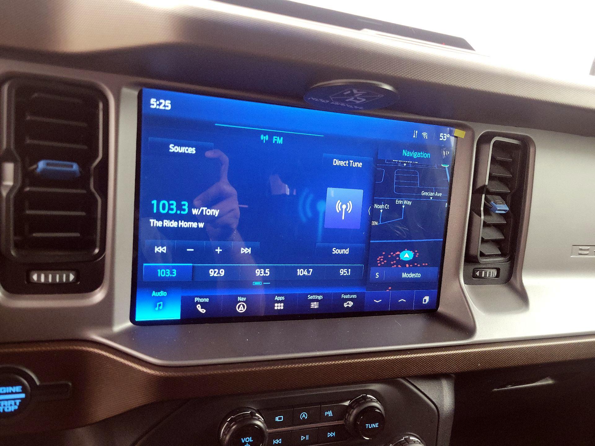 Thumbnail: 2022 Ford Bronco - 16