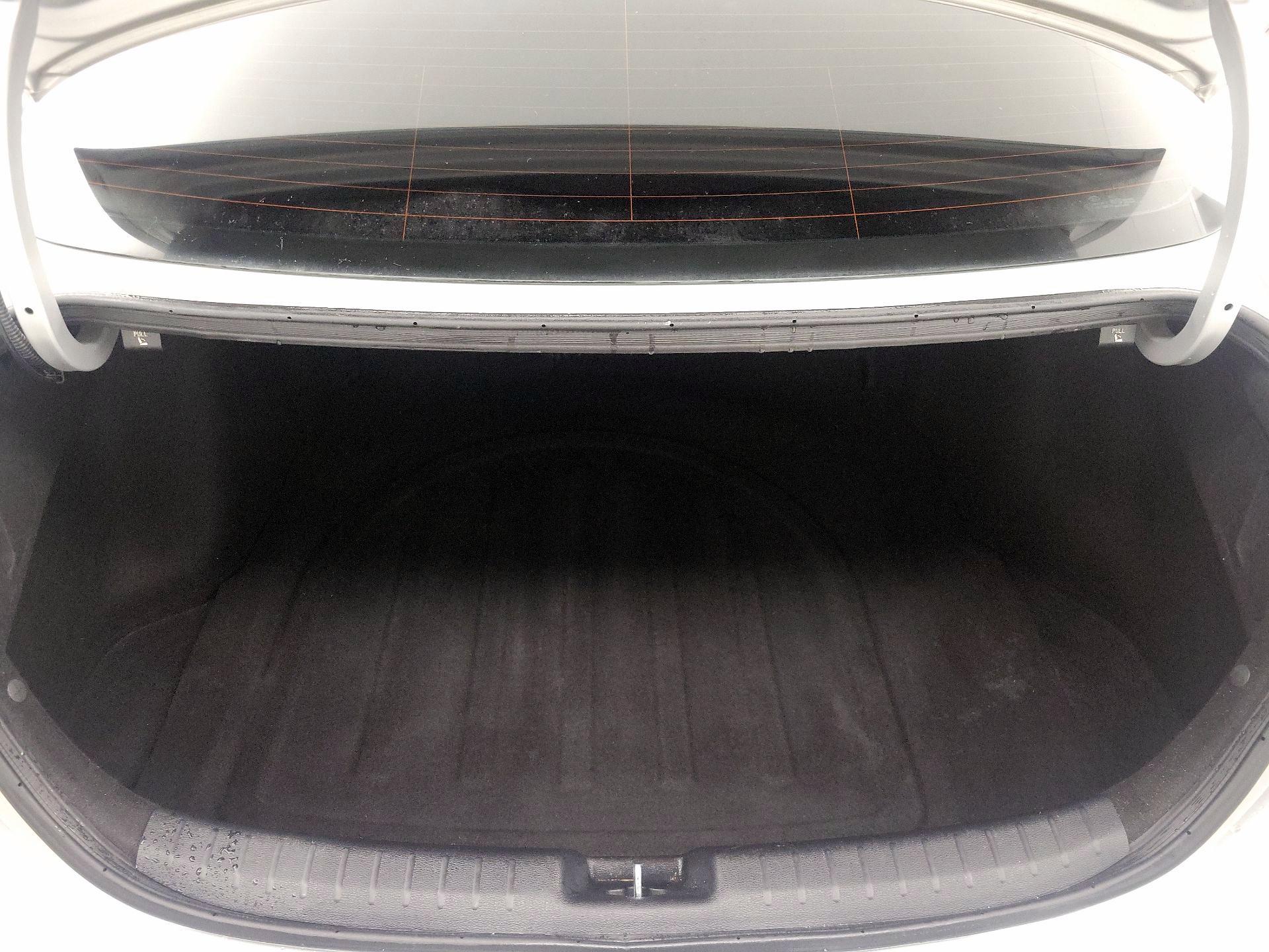 Thumbnail: 2020 Kia Forte - 20