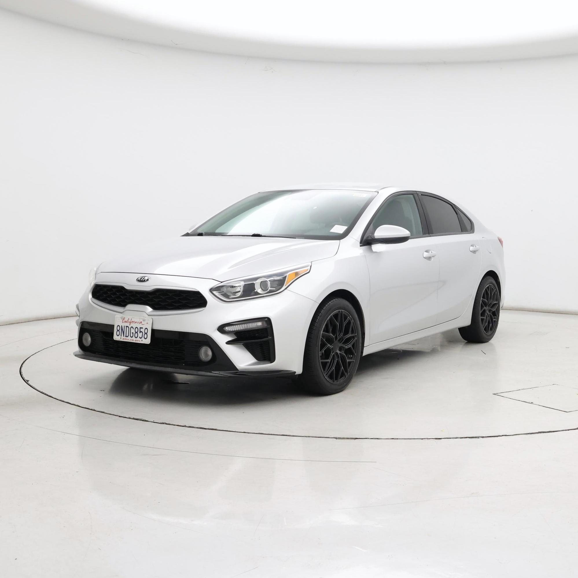 Thumbnail: 2020 Kia Forte - 4