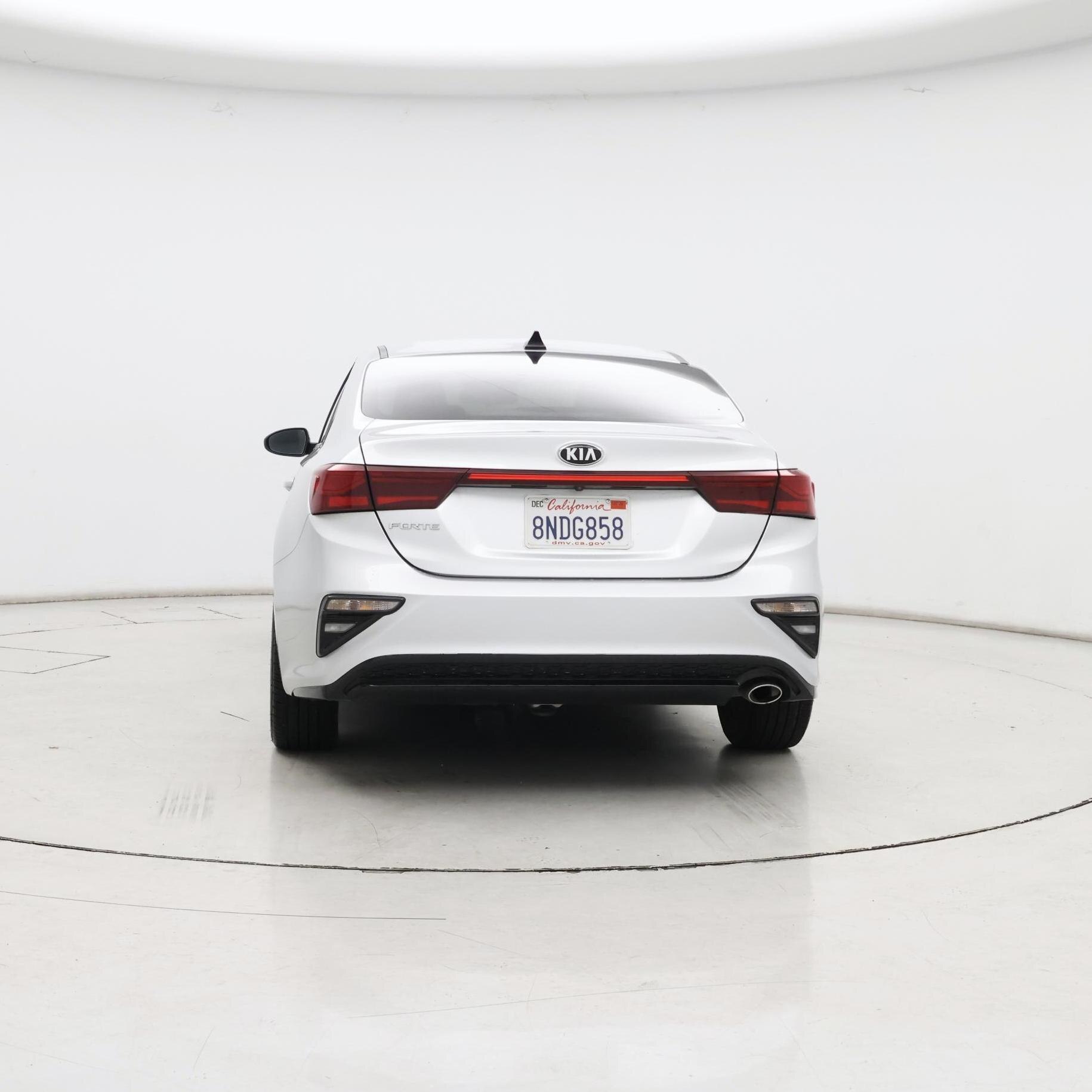 Thumbnail: 2020 Kia Forte - 6