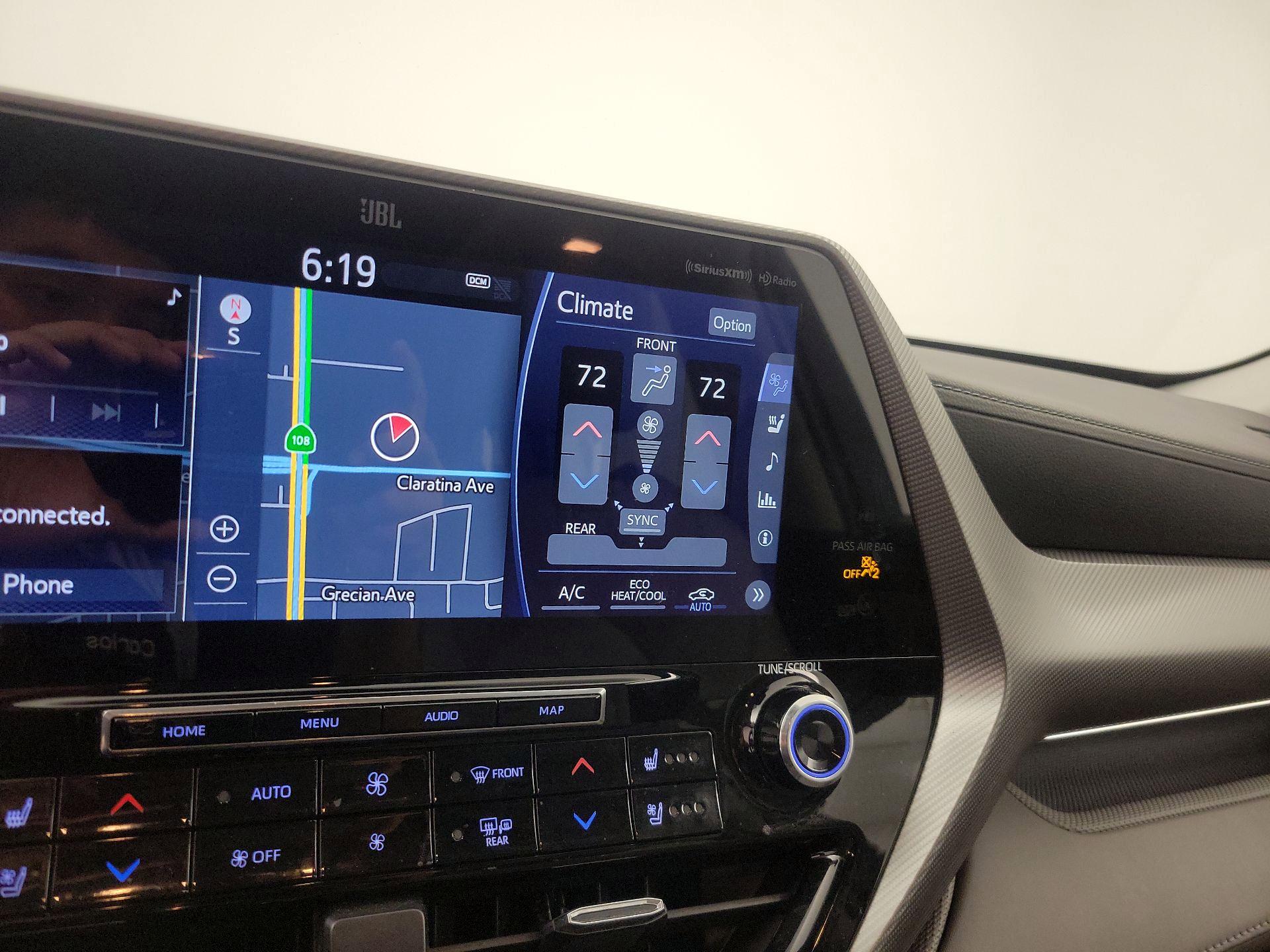 Thumbnail: 2022 Toyota Highlander - 17