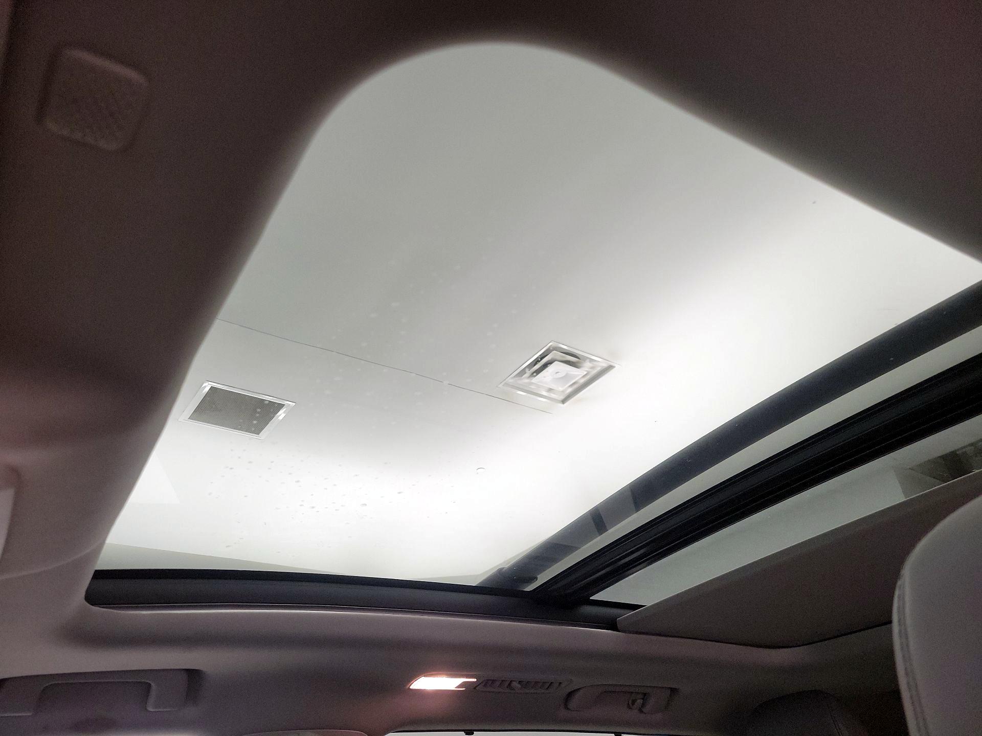 Thumbnail: 2022 Toyota Highlander - 20