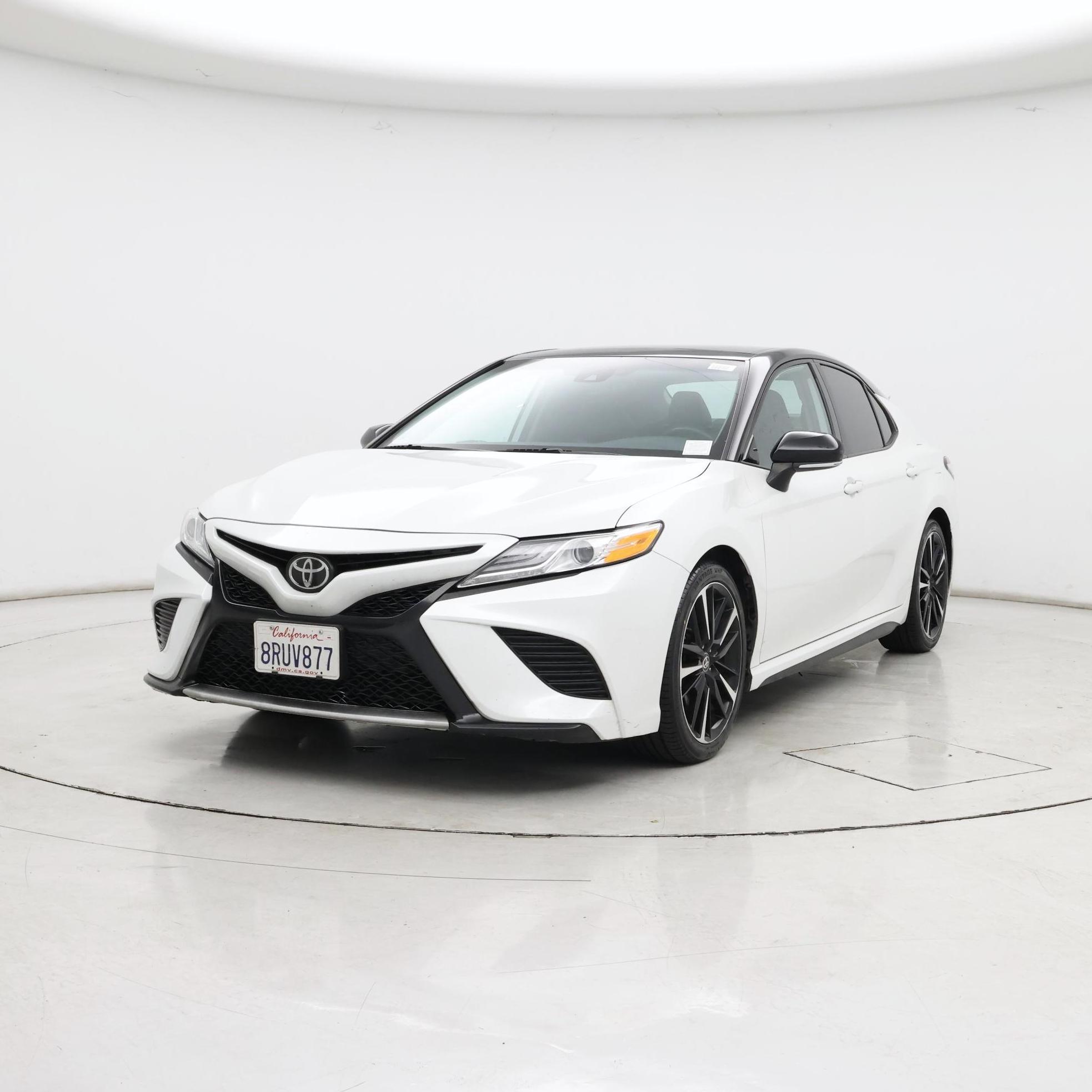 Thumbnail: 2020 Toyota Camry - 4