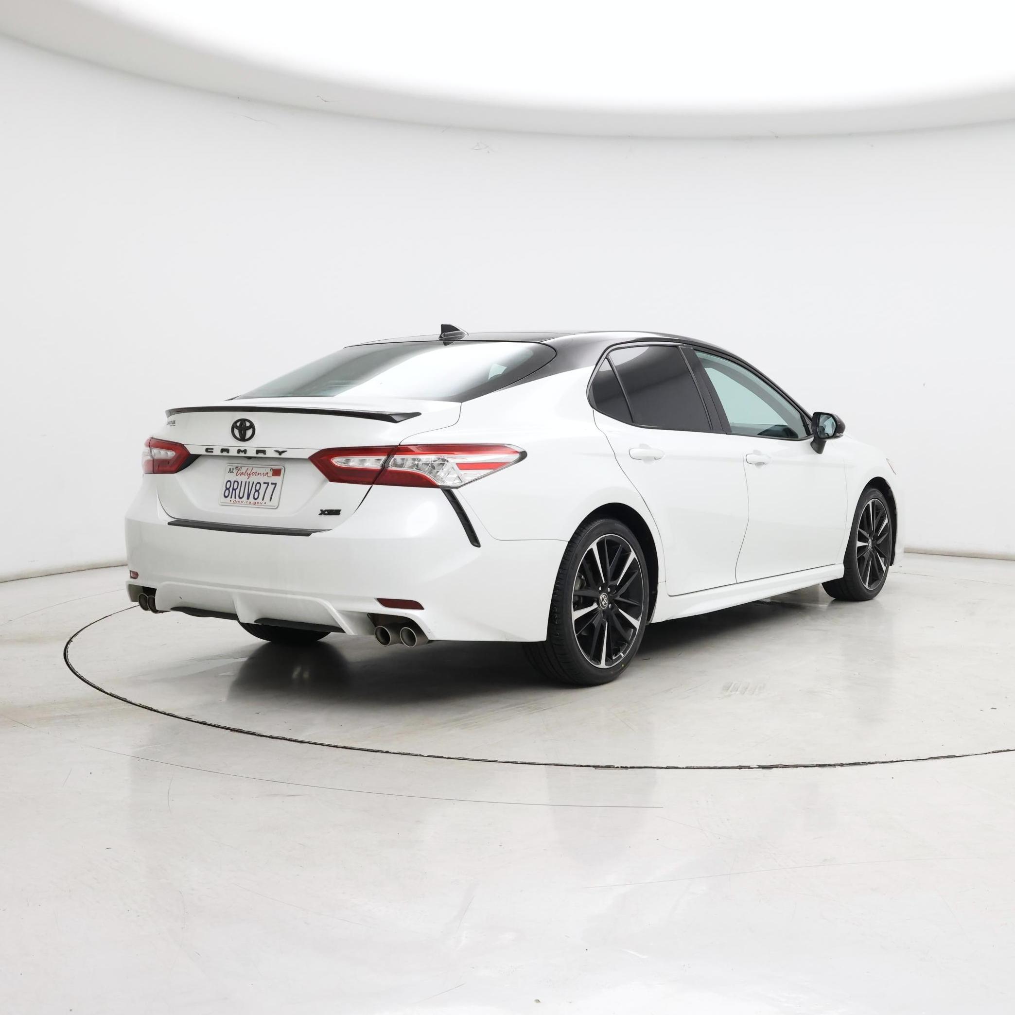 Thumbnail: 2020 Toyota Camry - 8