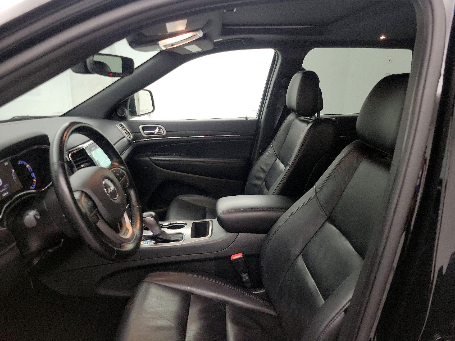 Thumbnail: 2021 Jeep Grand Cherokee - 11