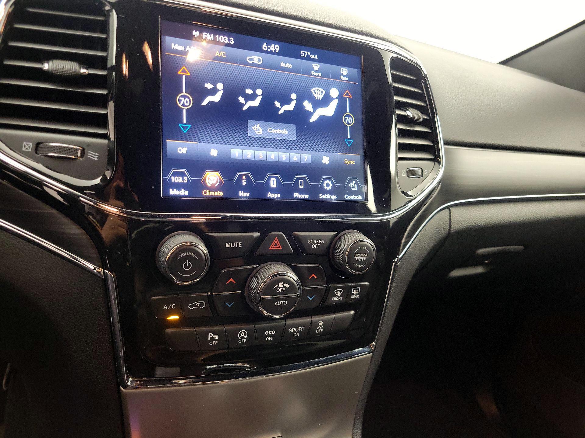 Thumbnail: 2021 Jeep Grand Cherokee - 17