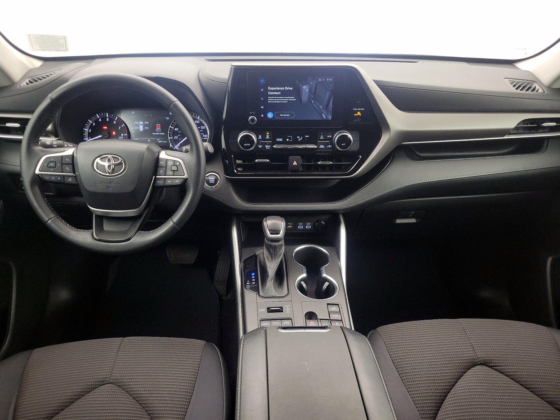 Thumbnail: 2023 Toyota Highlander - 9