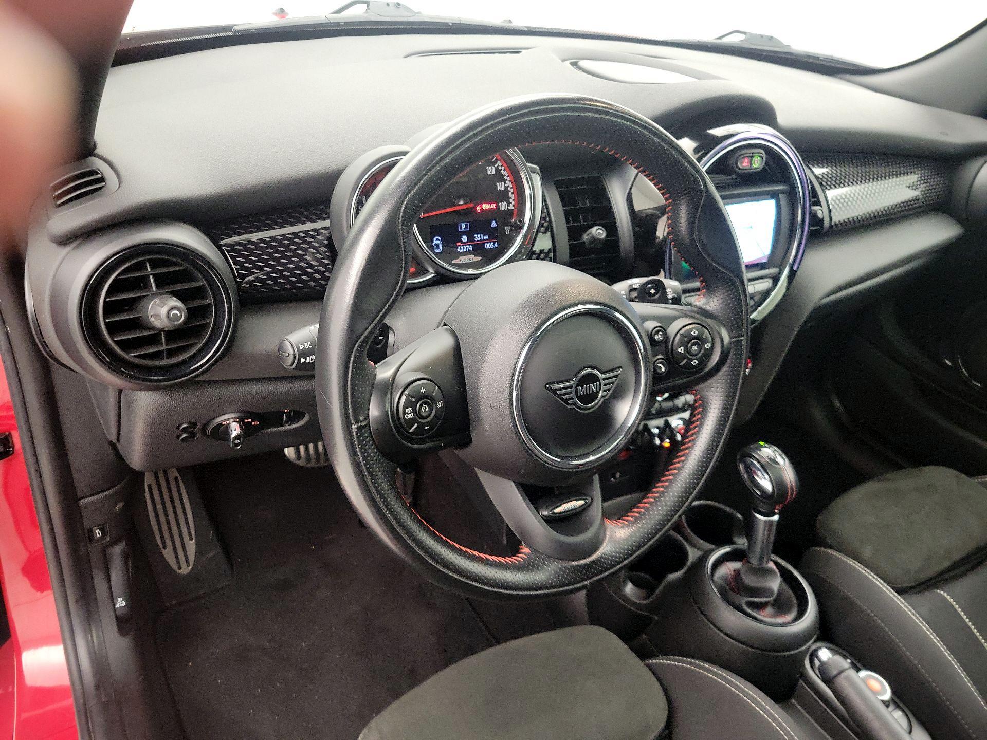 Thumbnail: 2019 MINI Cooper Hardtop - 10