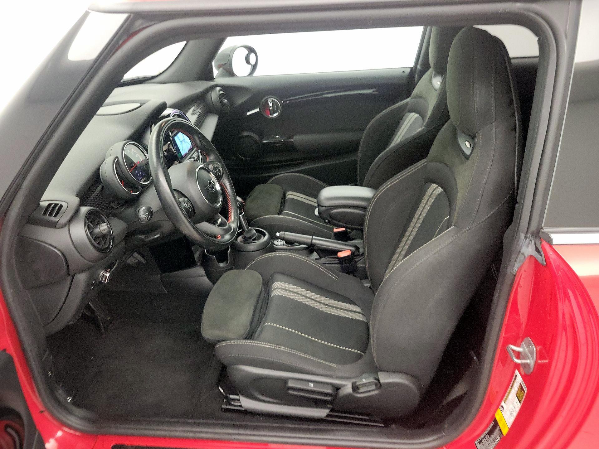 Thumbnail: 2019 MINI Cooper Hardtop - 11