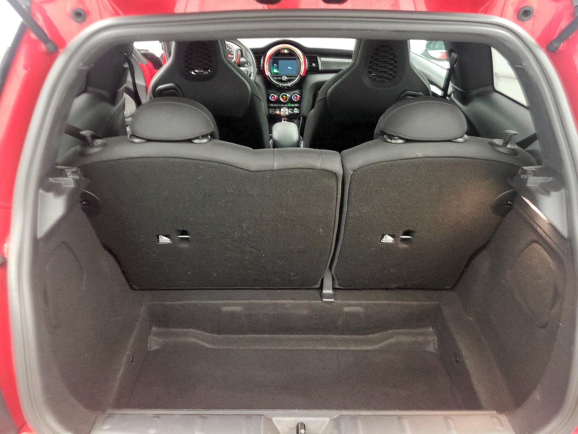 Thumbnail: 2019 MINI Cooper Hardtop - 20