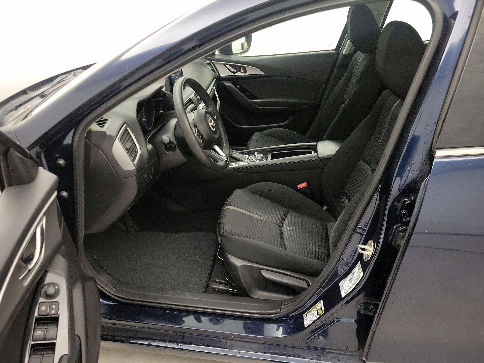 Thumbnail: 2017 Mazda Mazda3 - 11