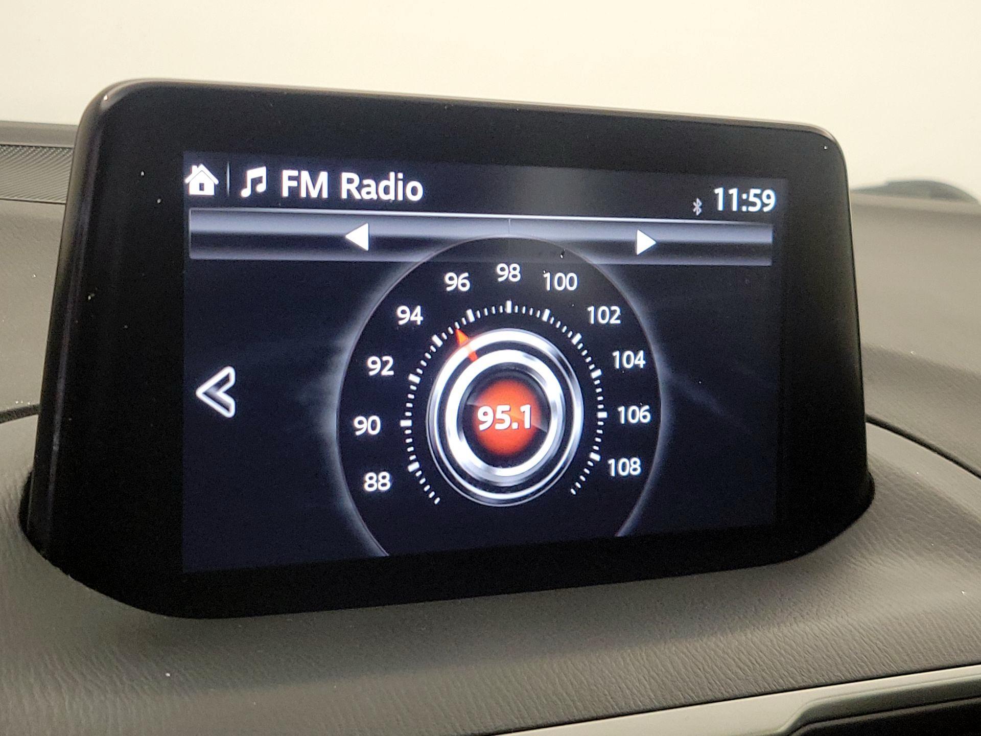 Thumbnail: 2017 Mazda Mazda3 - 15