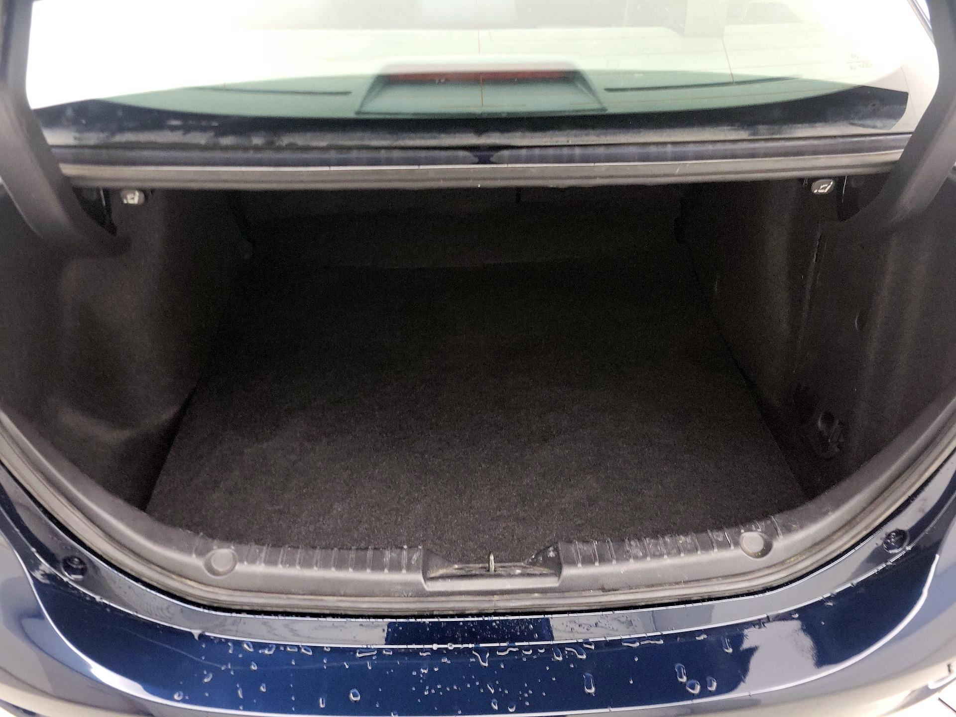 Thumbnail: 2017 Mazda Mazda3 - 20