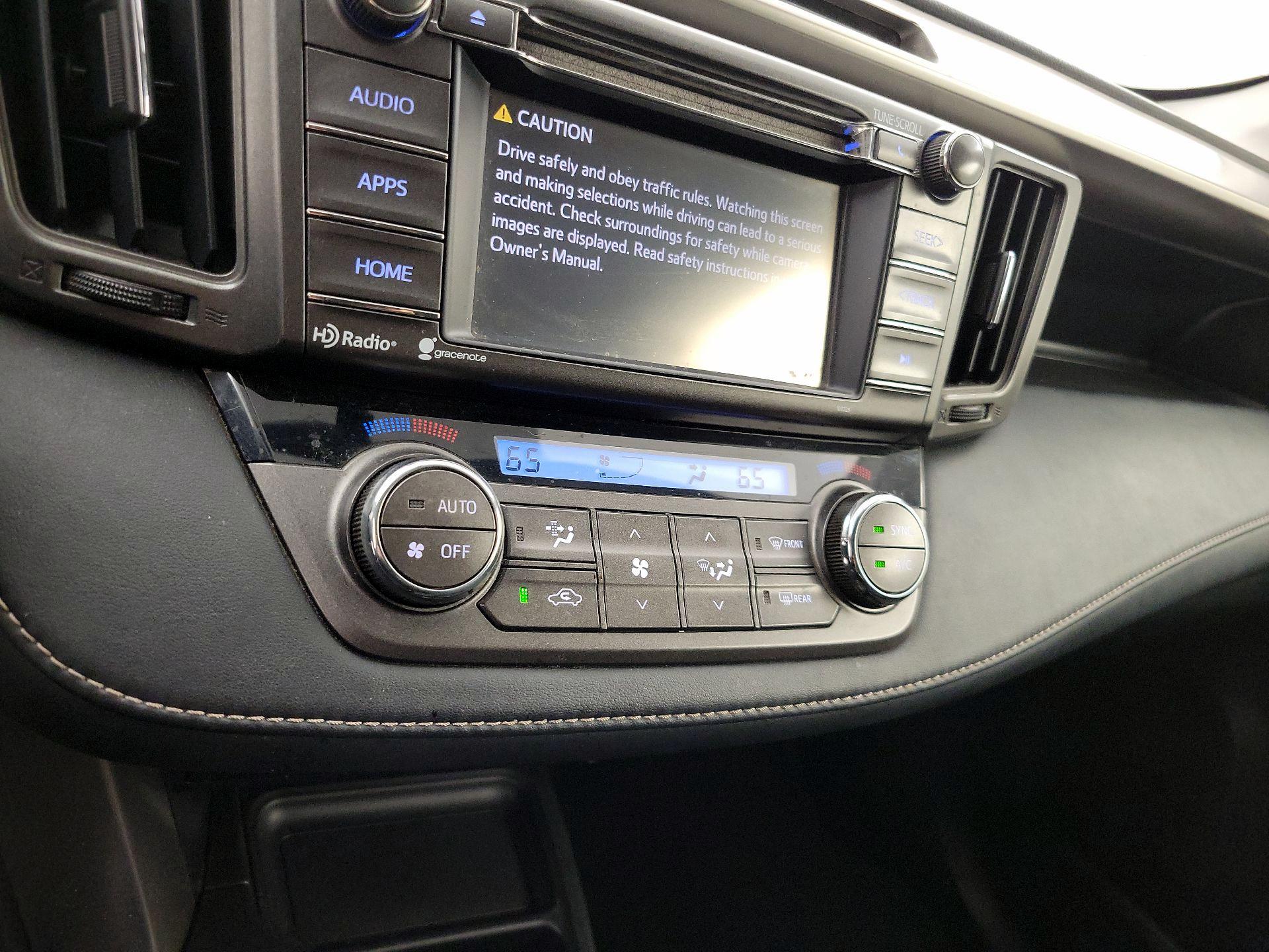 Thumbnail: 2015 Toyota RAV4 - 16