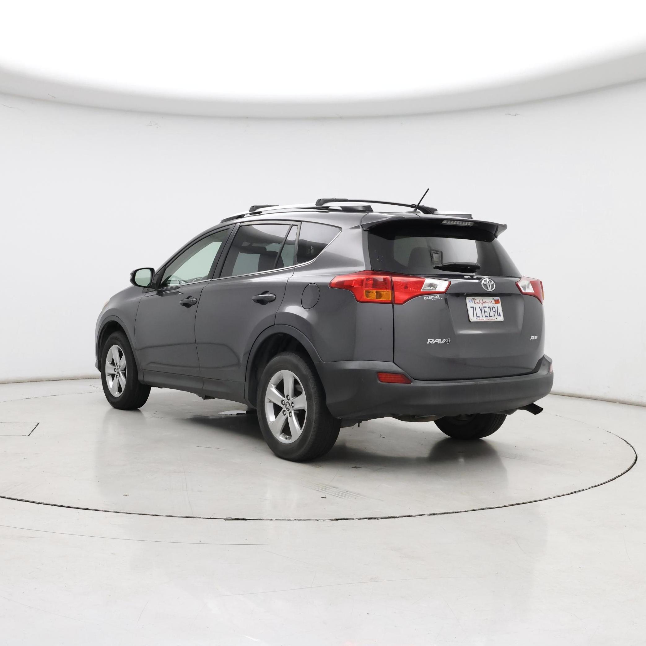Thumbnail: 2015 Toyota RAV4 - 2