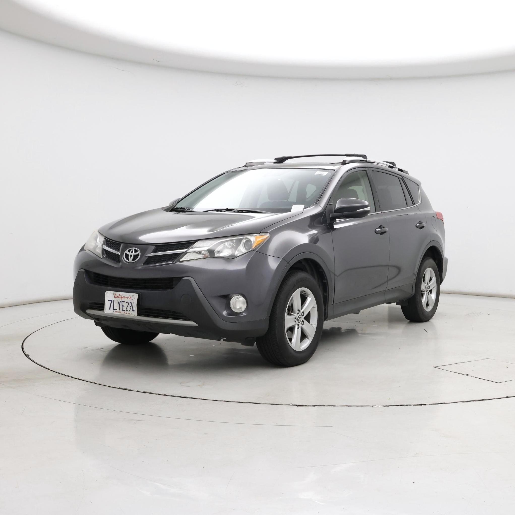 Thumbnail: 2015 Toyota RAV4 - 4