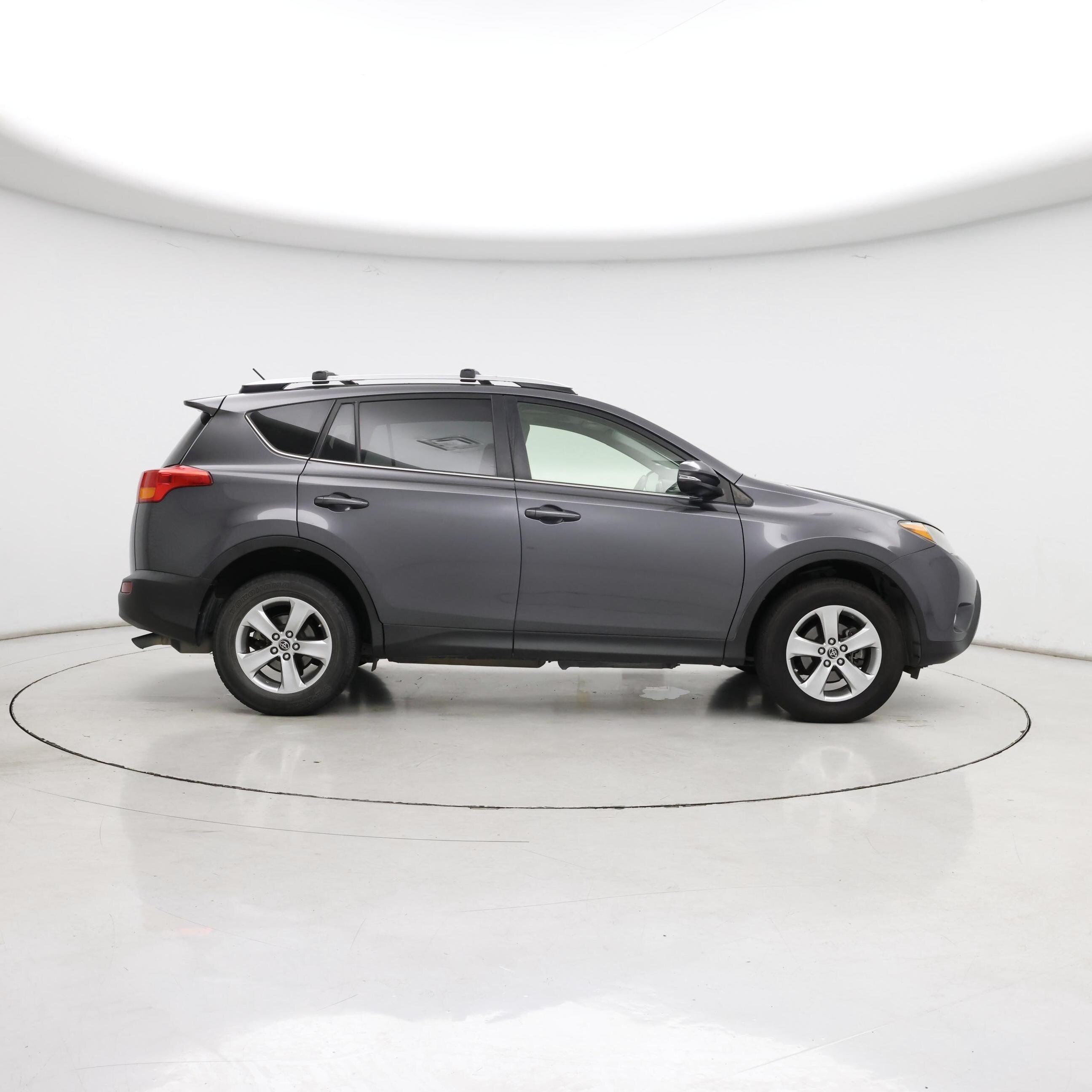 Thumbnail: 2015 Toyota RAV4 - 7