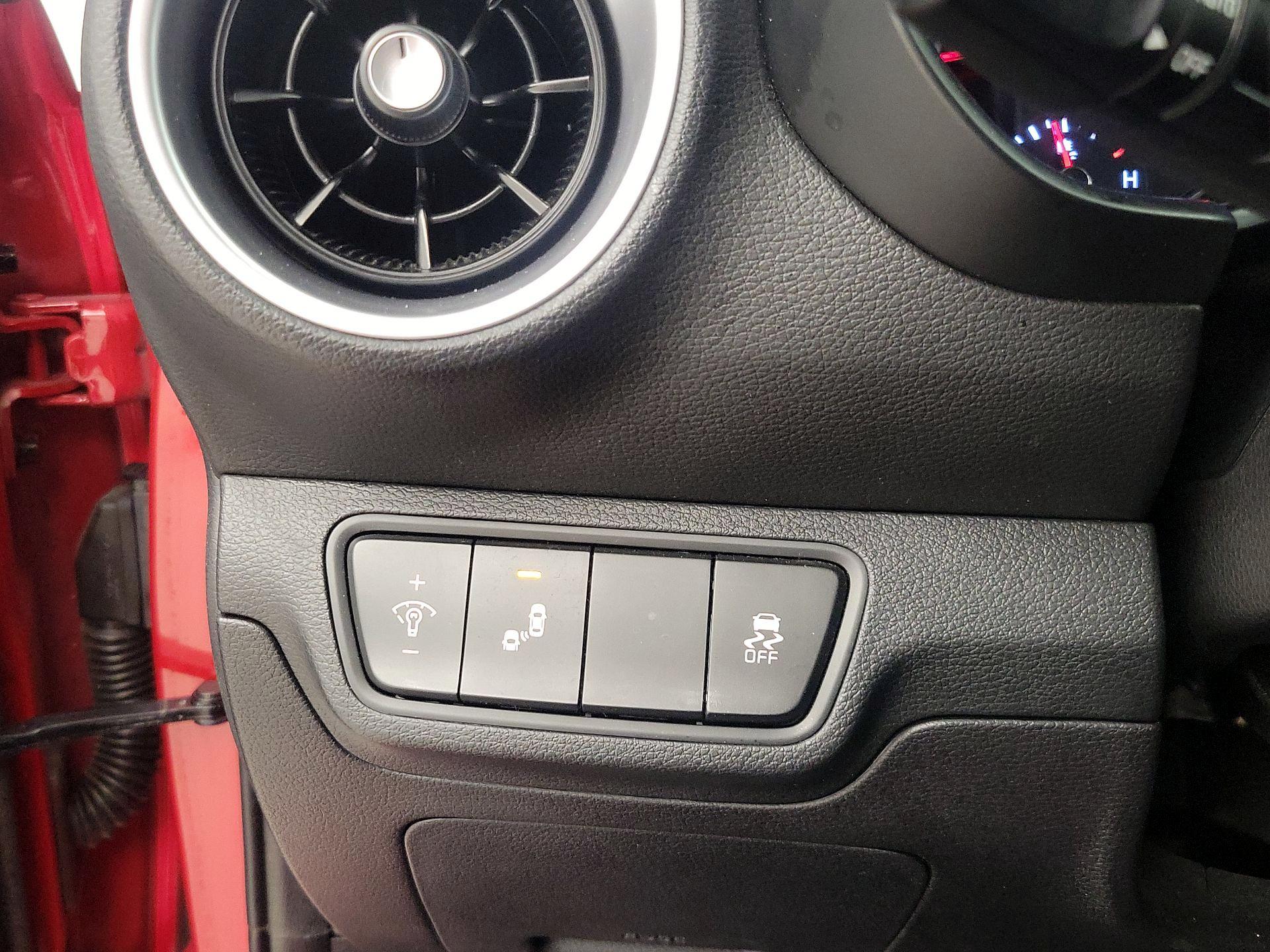 Thumbnail: 2024 Kia Forte - 13