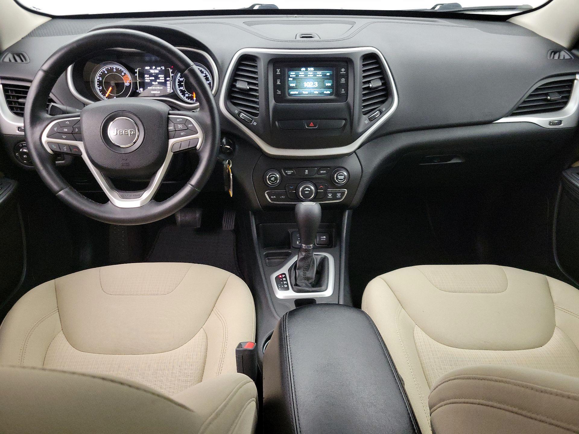 Thumbnail: 2016 Jeep Cherokee - 9