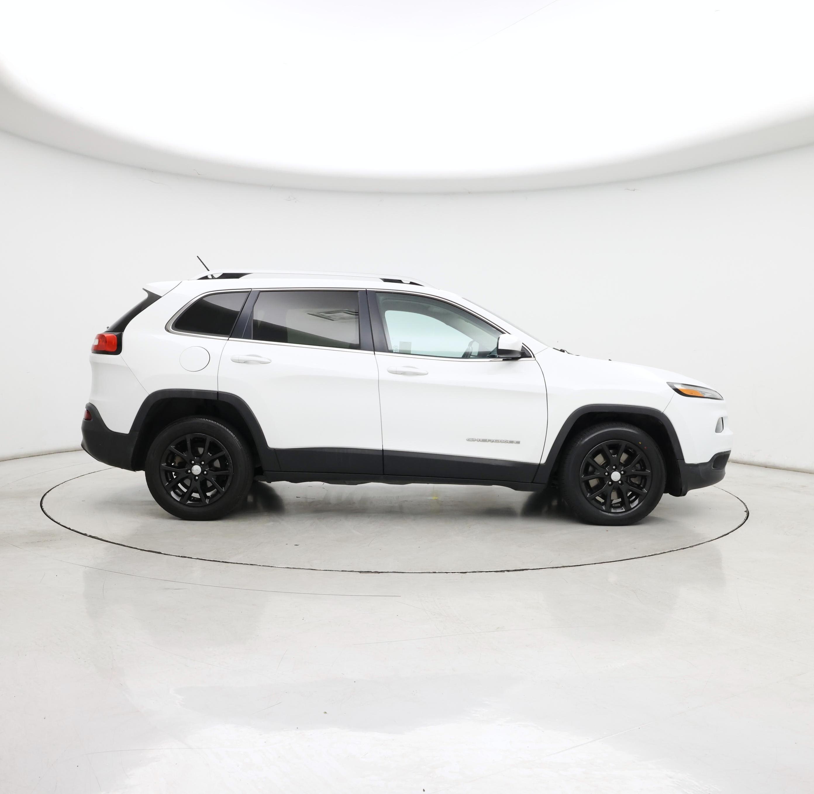 Thumbnail: 2016 Jeep Cherokee - 7