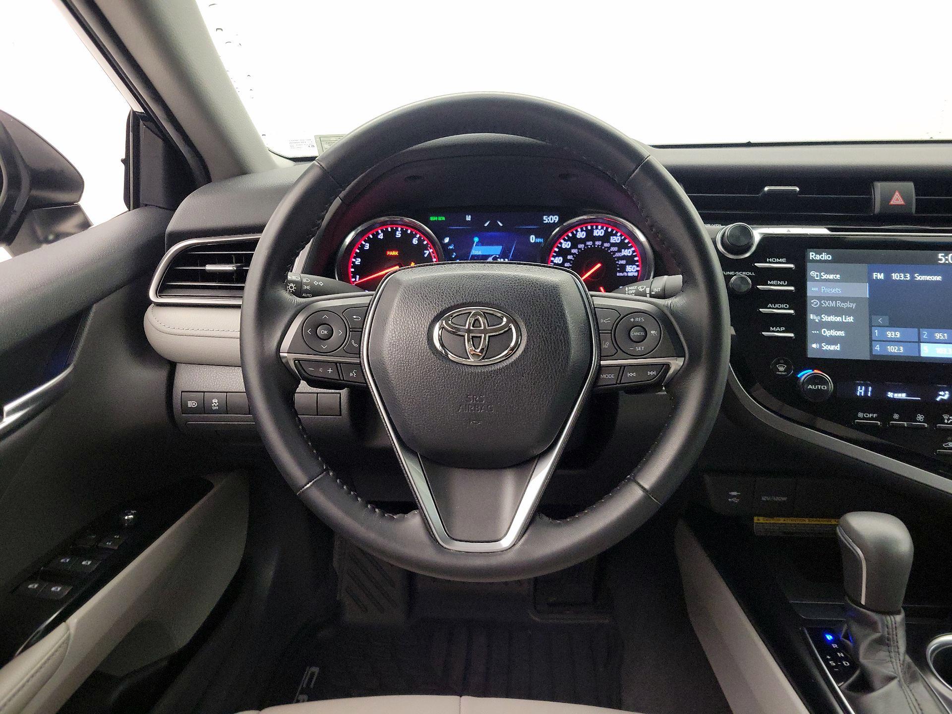 Thumbnail: 2019 Toyota Camry - 10