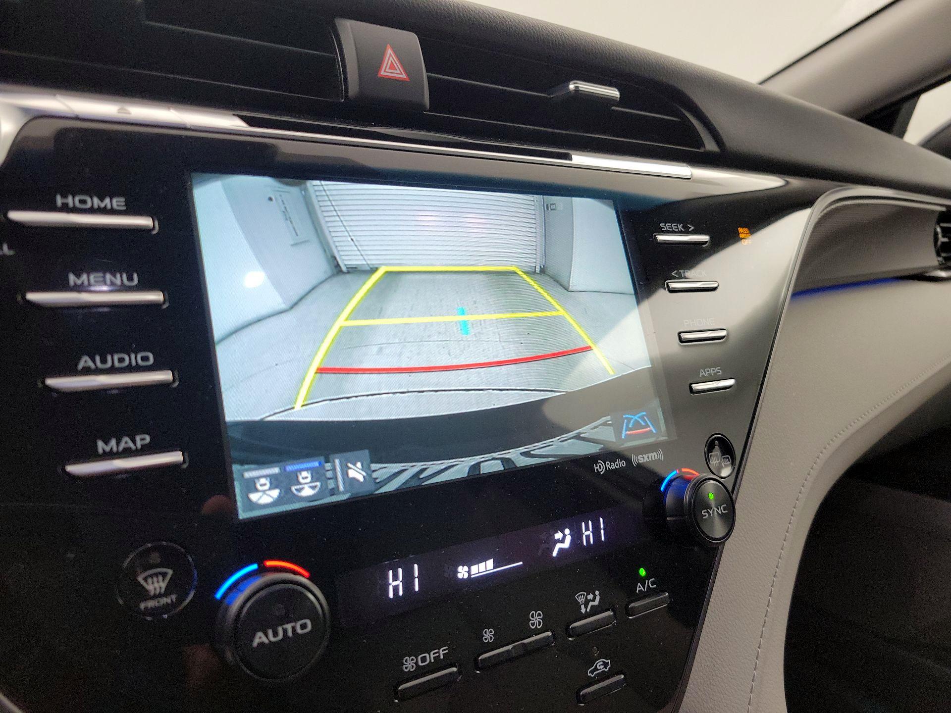 Thumbnail: 2019 Toyota Camry - 16