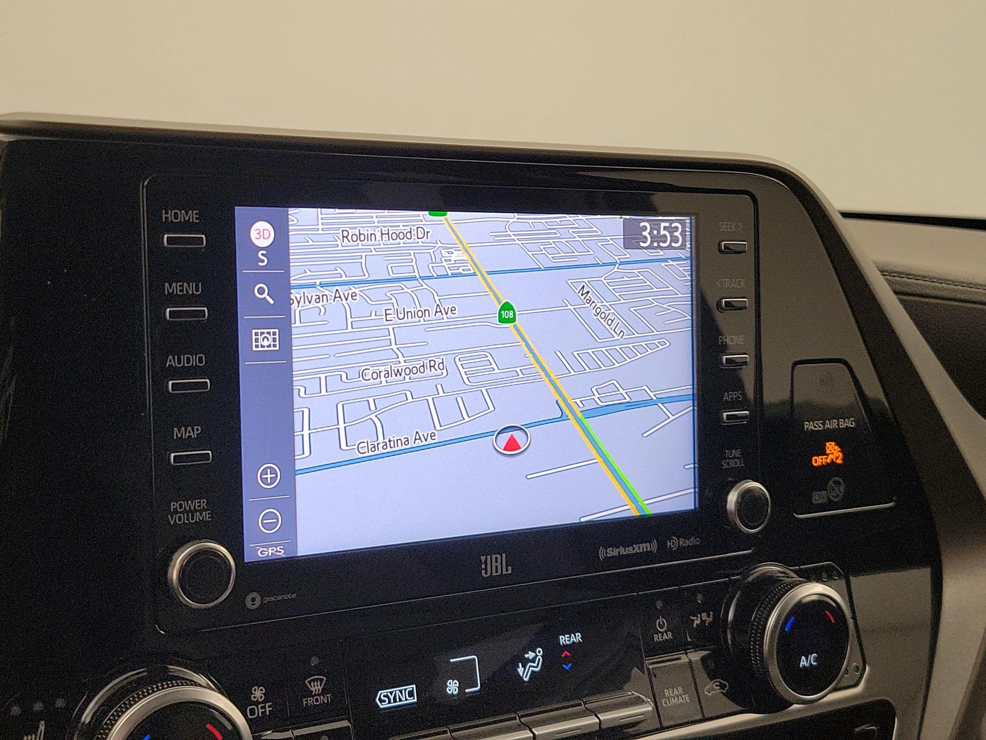 Thumbnail: 2020 Toyota Highlander - 14