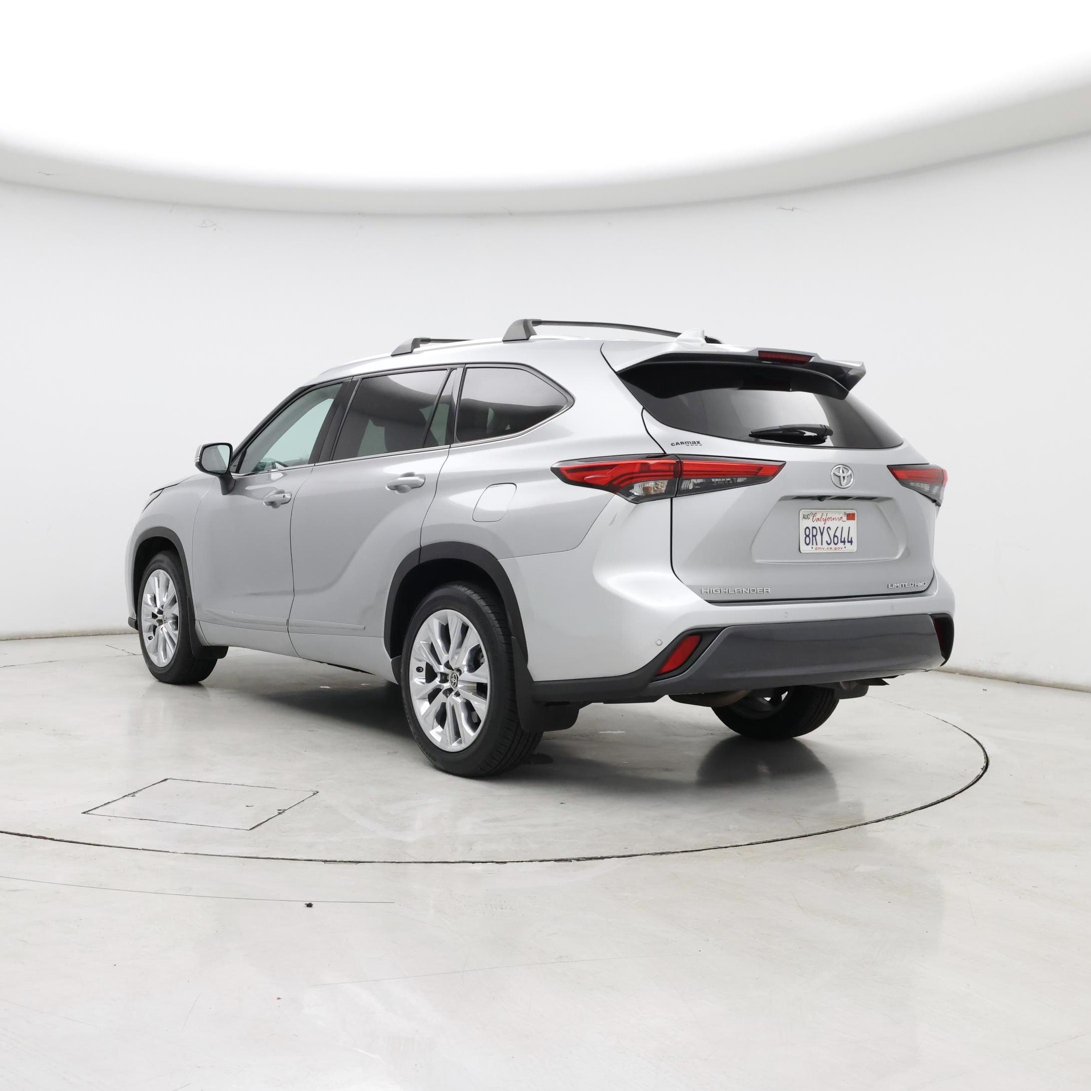 Thumbnail: 2020 Toyota Highlander - 2