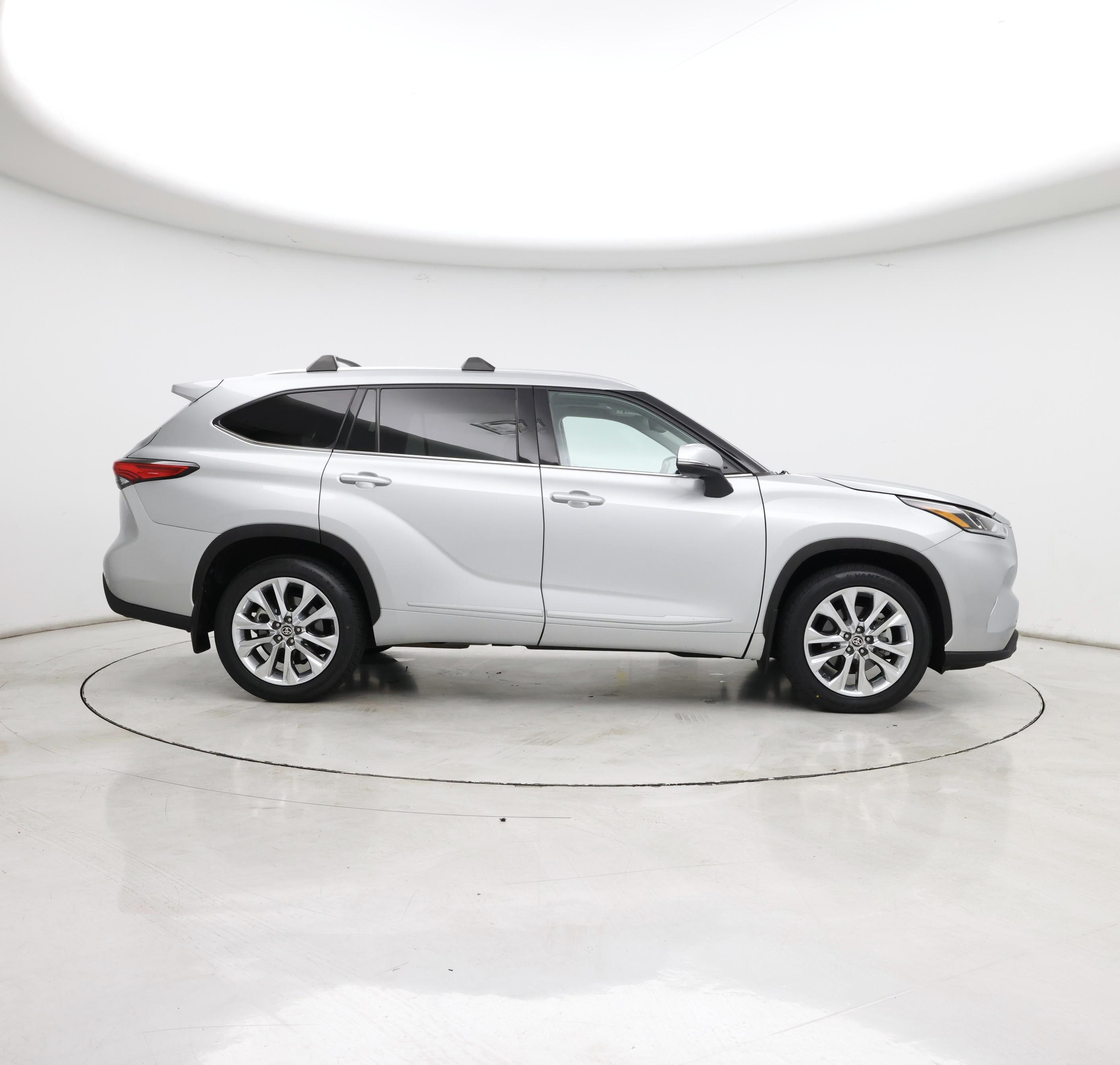 Thumbnail: 2020 Toyota Highlander - 7