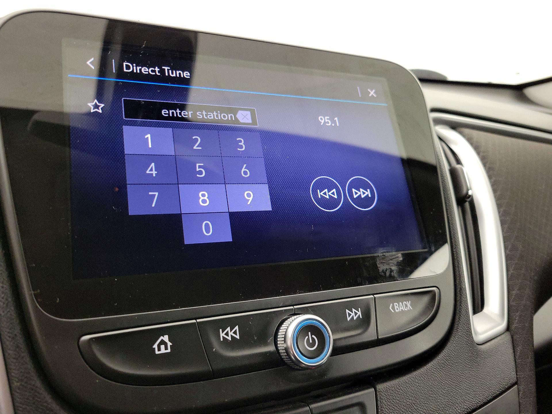 Thumbnail: 2021 Chevrolet Malibu - 15