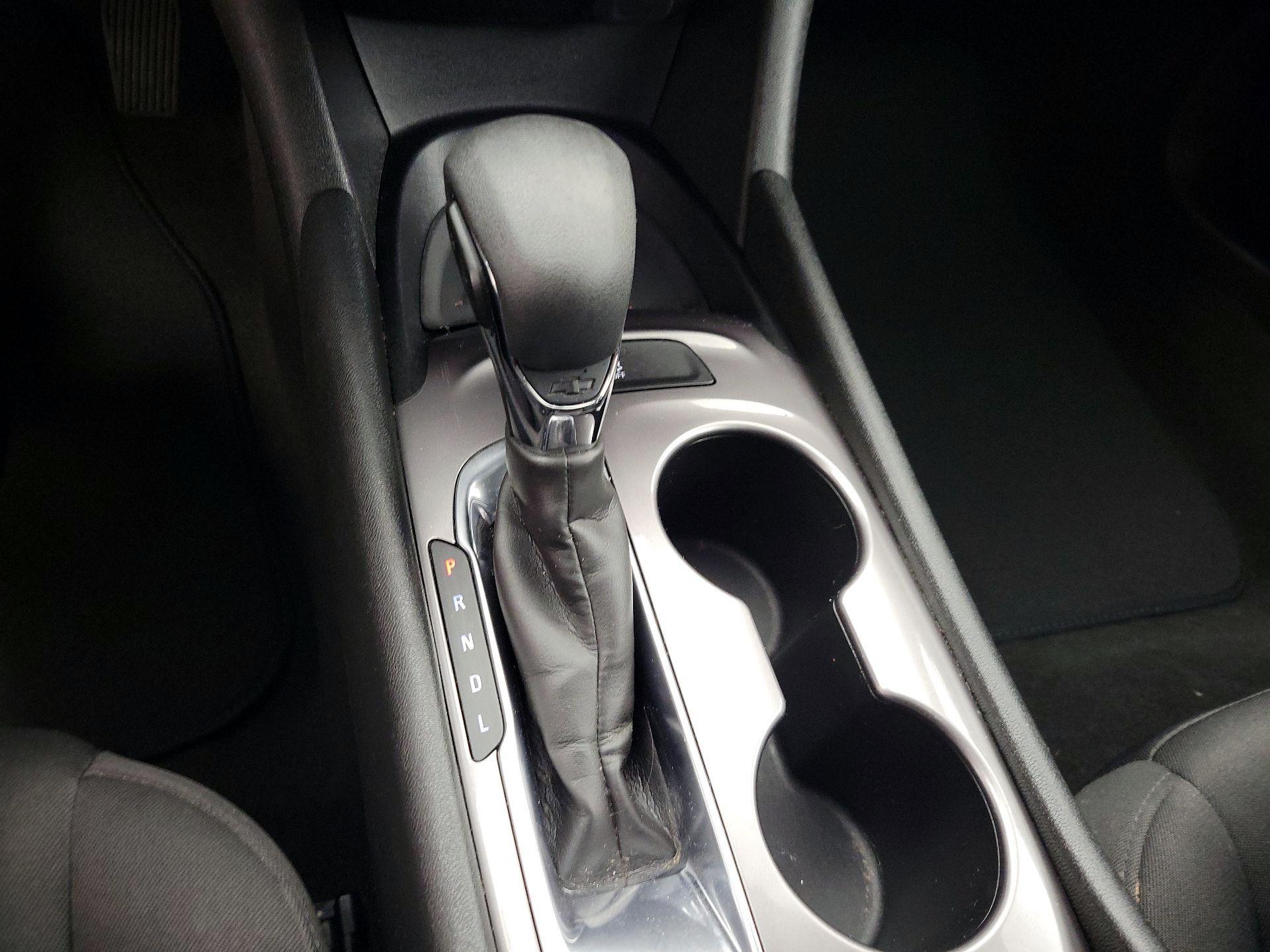 Thumbnail: 2021 Chevrolet Malibu - 17