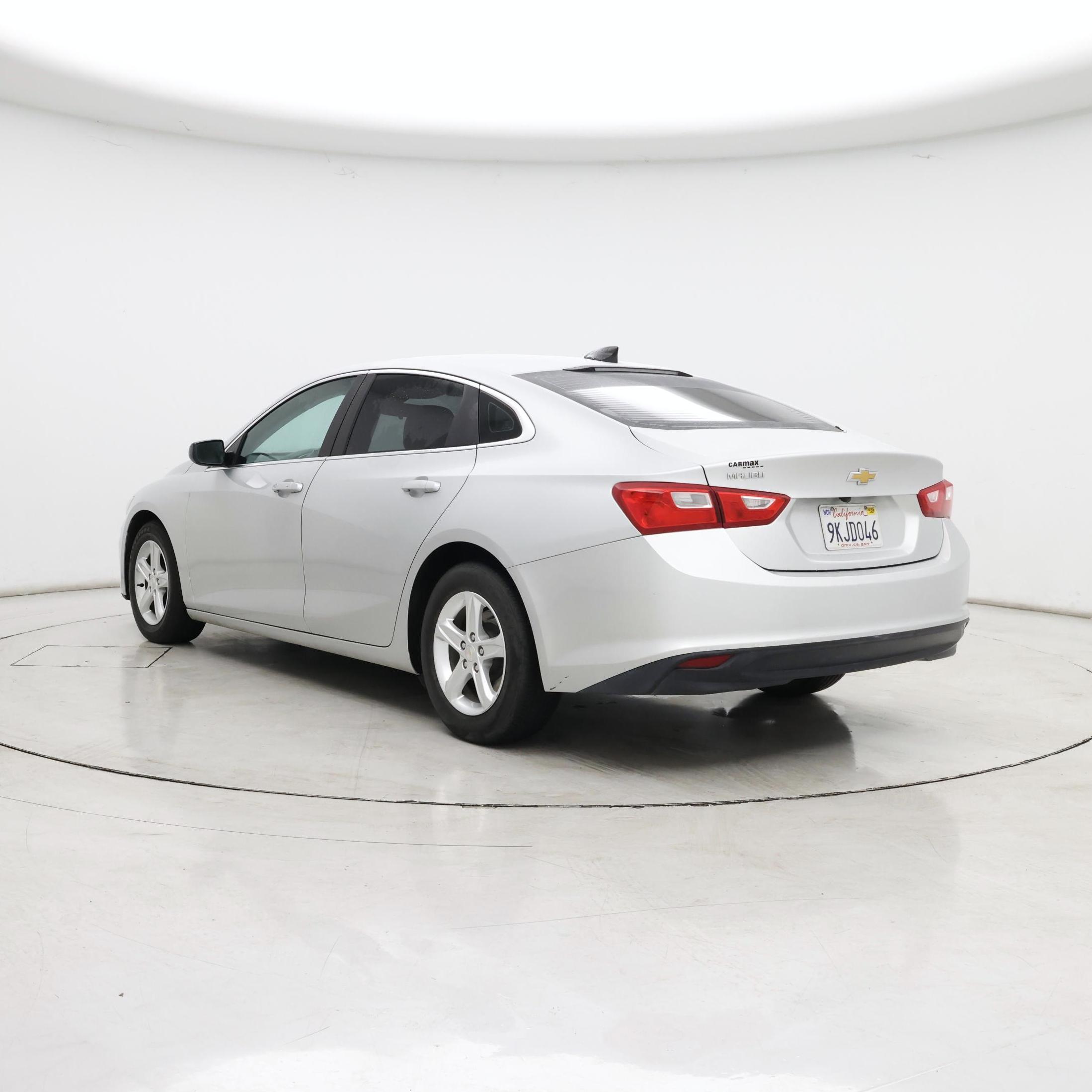 Thumbnail: 2021 Chevrolet Malibu - 2