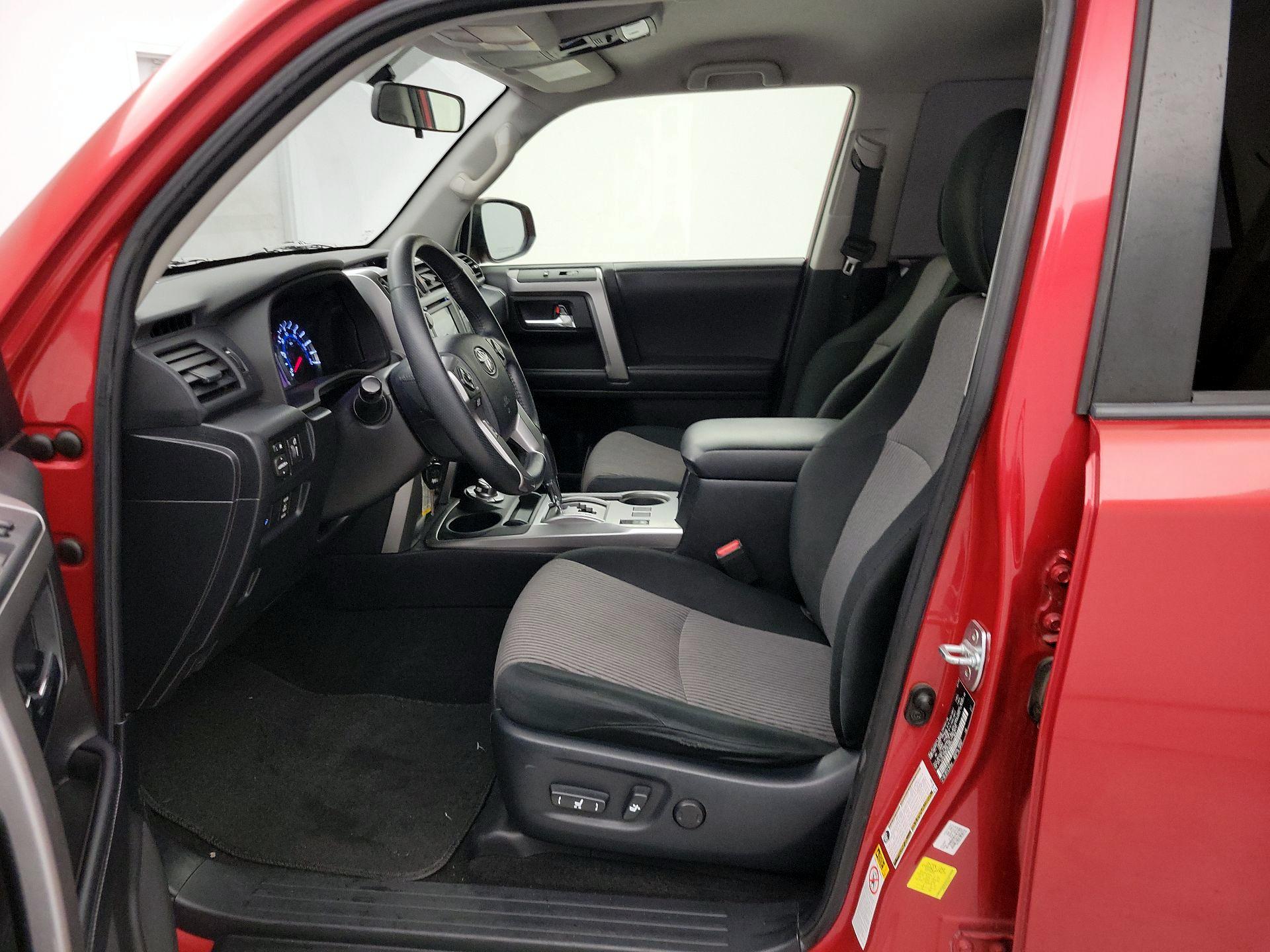 Thumbnail: 2018 Toyota 4Runner - 11