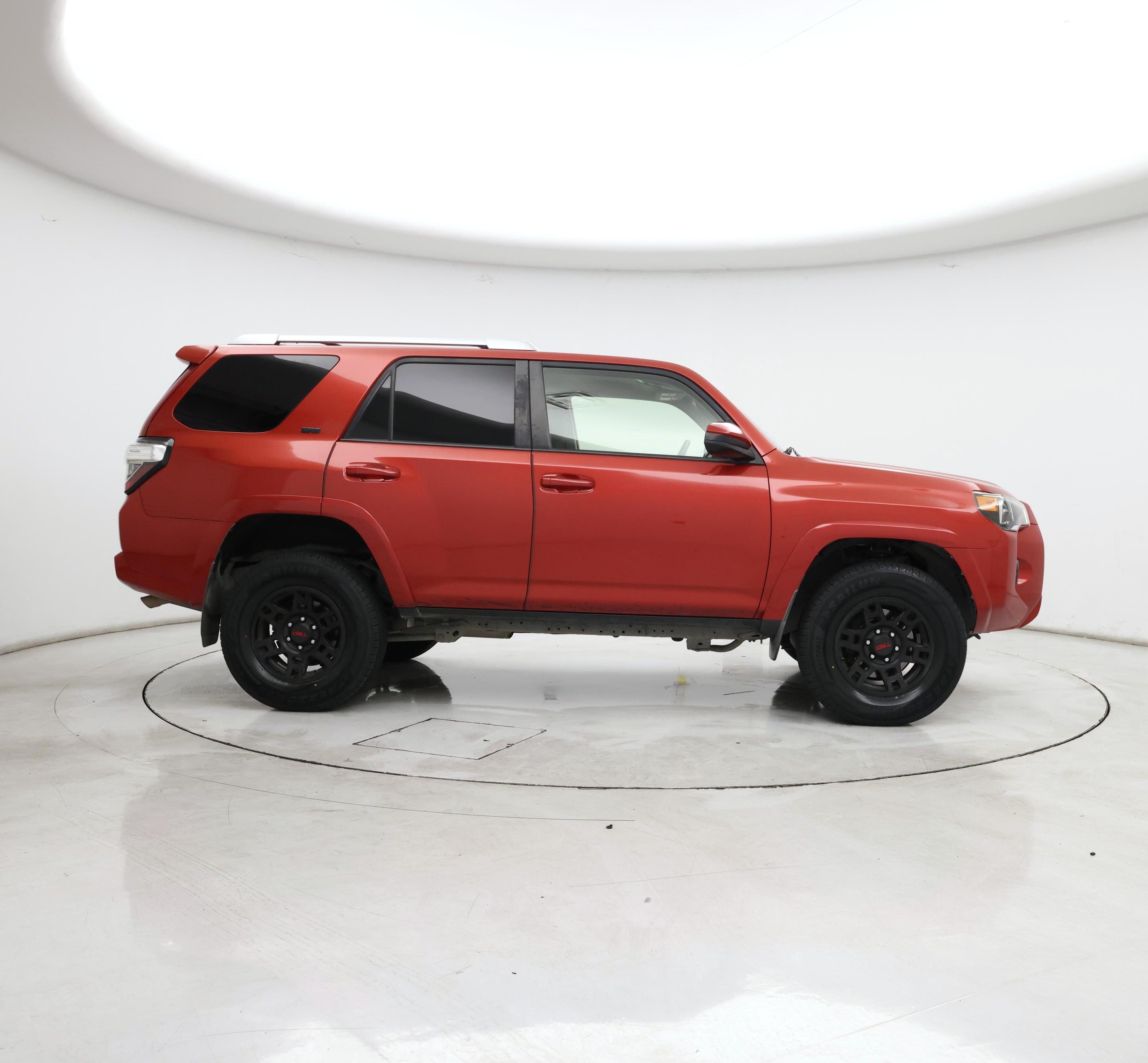 Thumbnail: 2018 Toyota 4Runner - 7