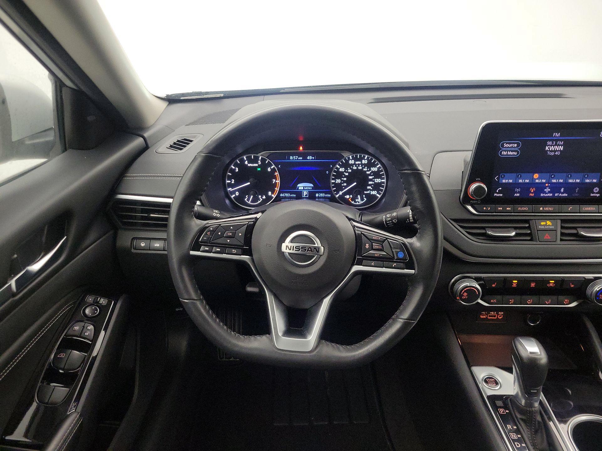 Thumbnail: 2022 Nissan Altima - 10