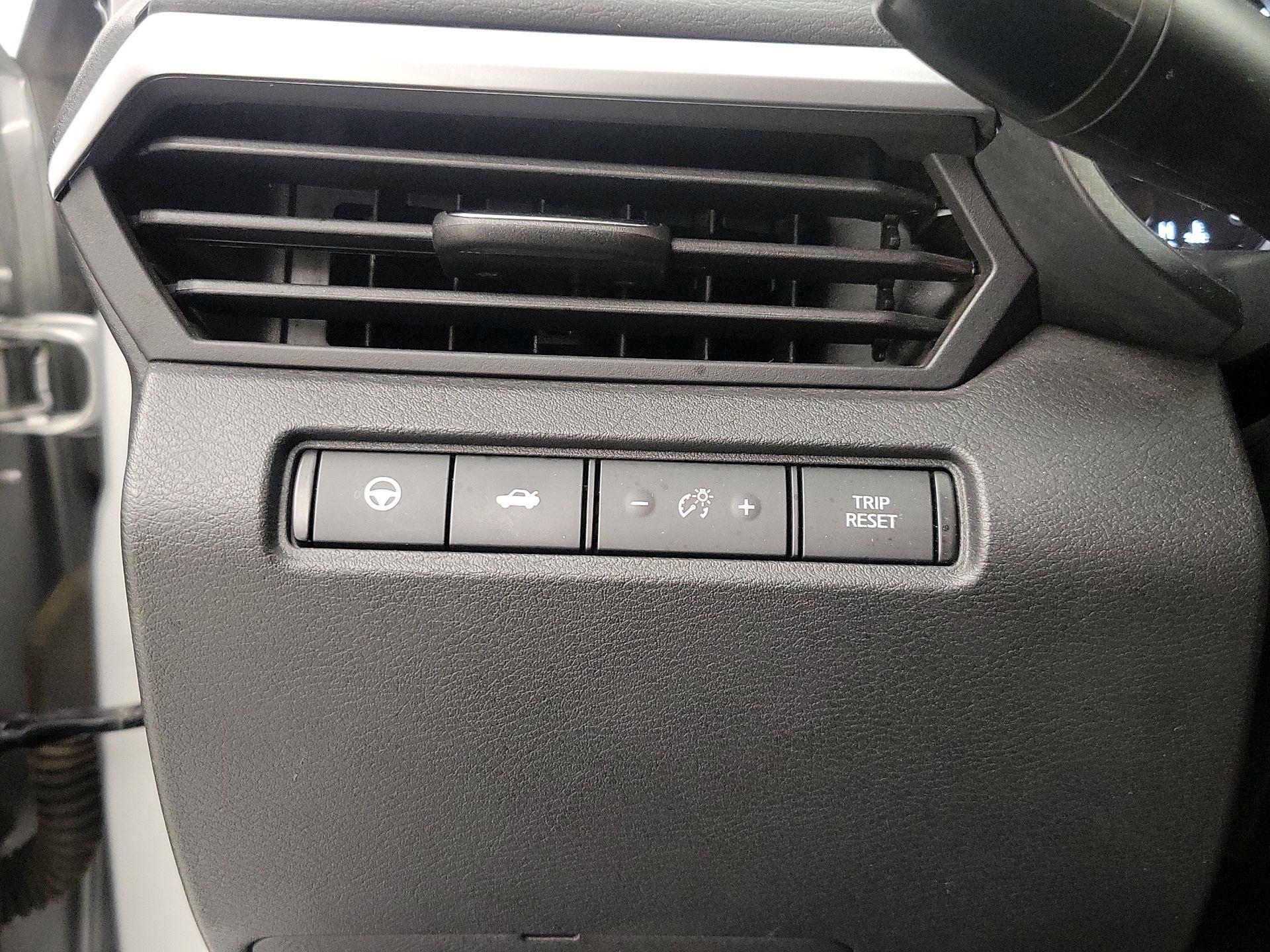 Thumbnail: 2022 Nissan Altima - 13