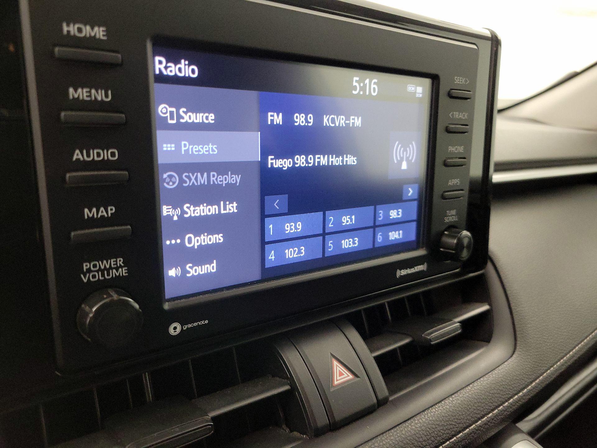 Thumbnail: 2020 Toyota RAV4 - 15