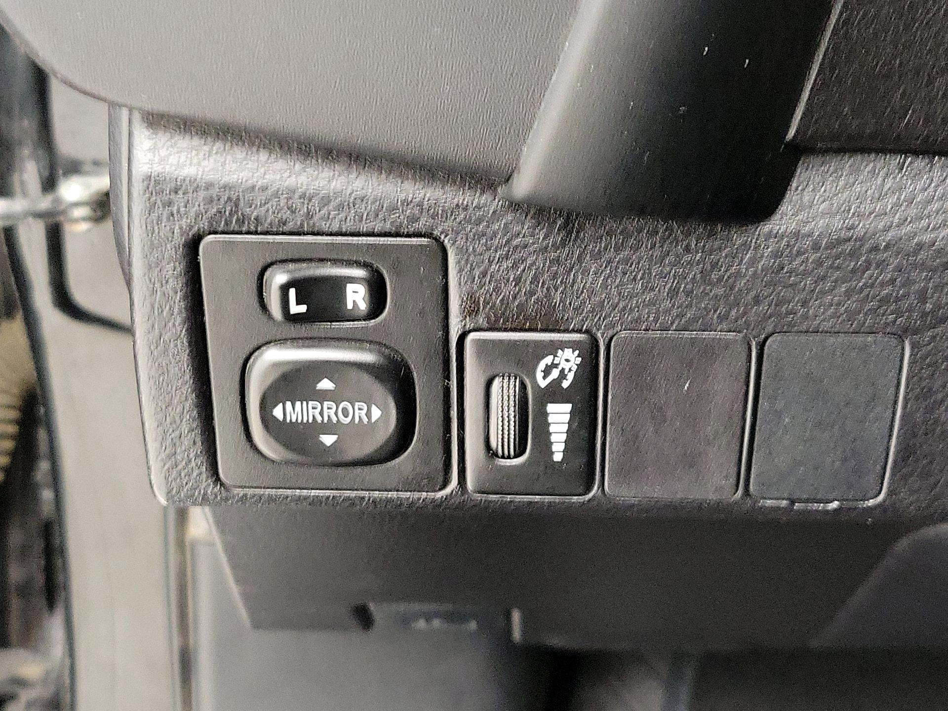 Thumbnail: 2018 Toyota Corolla - 13